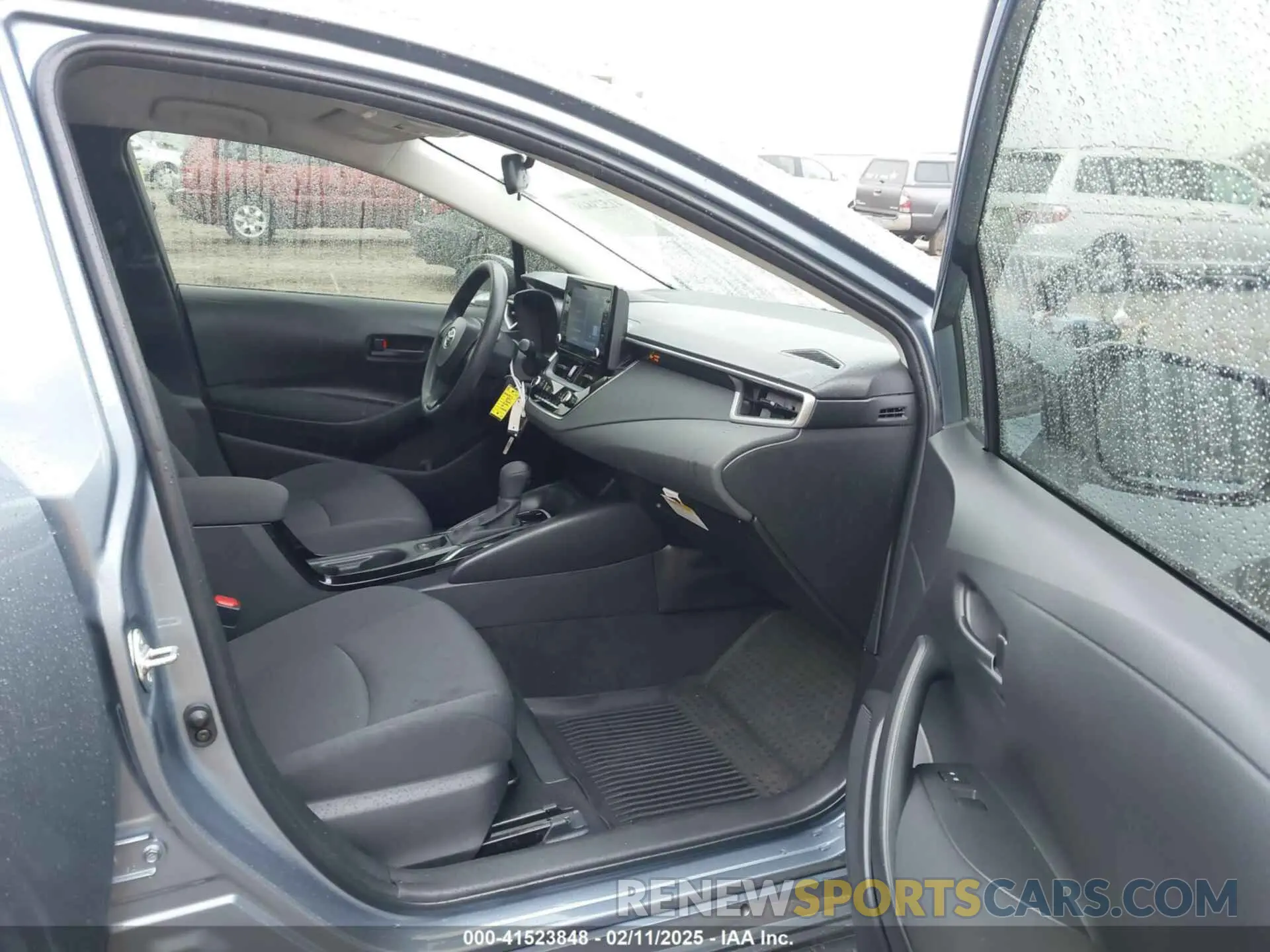 5 Photograph of a damaged car JTDEPMAE1N3019021 TOYOTA COROLLA 2022