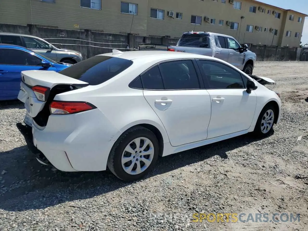 3 Фотография поврежденного автомобиля JTDEPMAE1N3022906 TOYOTA COROLLA 2022