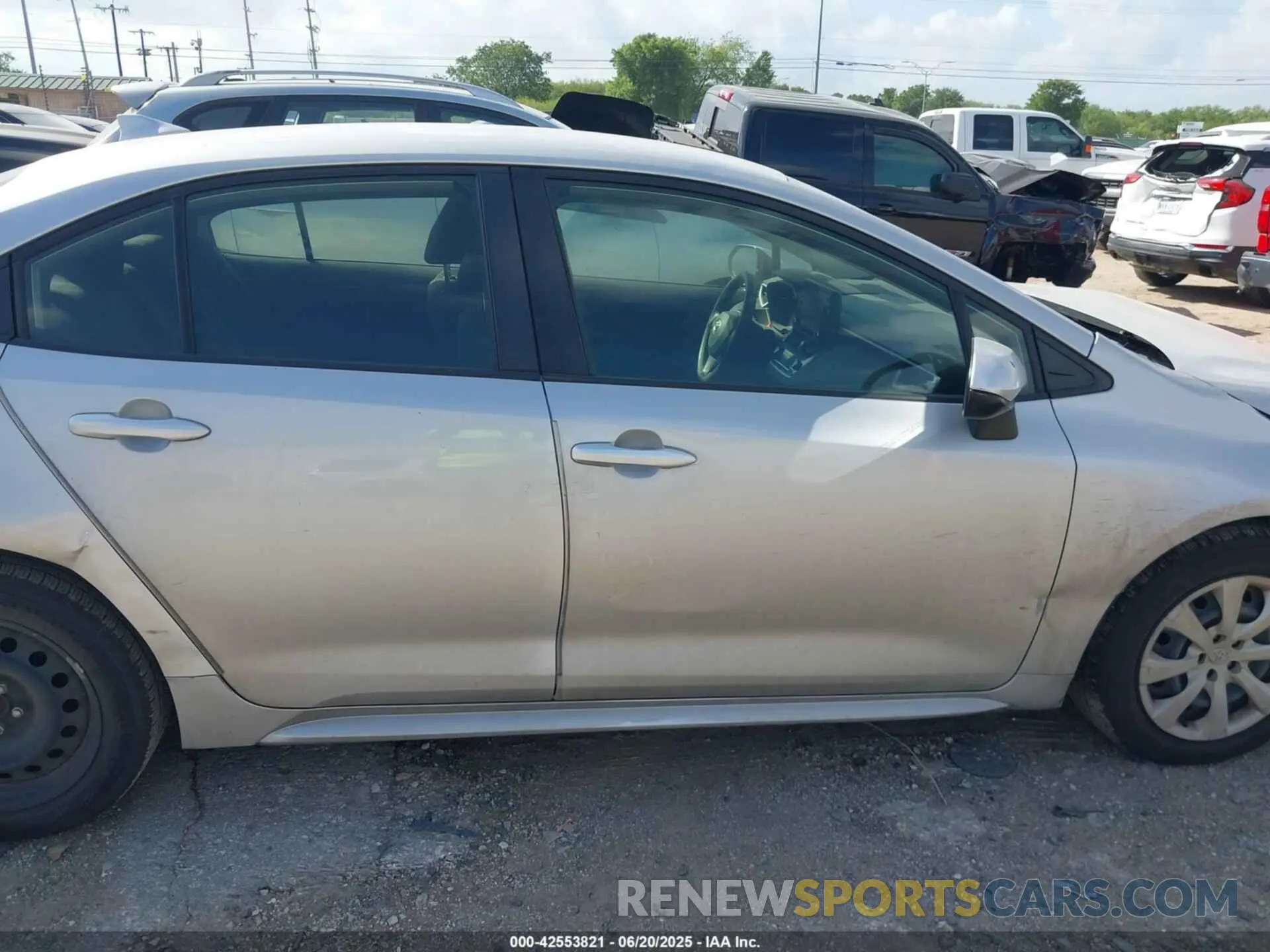 14 Photograph of a damaged car JTDEPMAE1NJ191853 TOYOTA COROLLA 2022