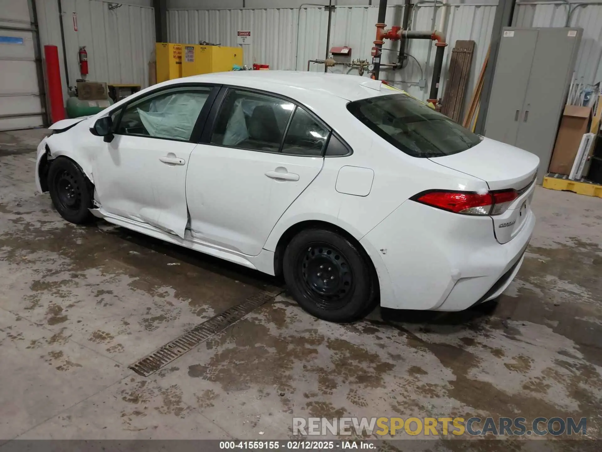 3 Photograph of a damaged car JTDEPMAE2N3011381 TOYOTA COROLLA 2022