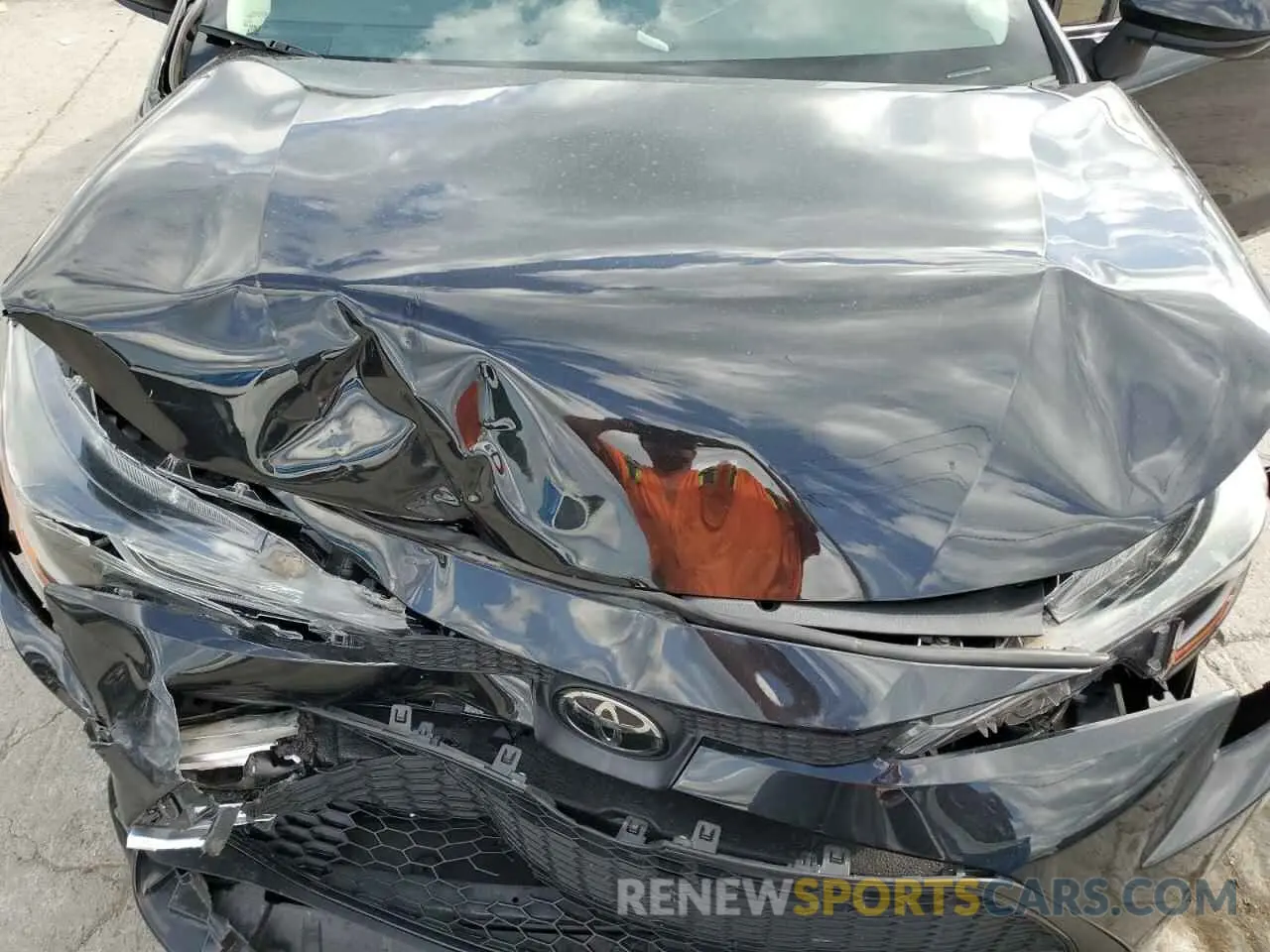 11 Photograph of a damaged car JTDEPMAE2NJ196219 TOYOTA COROLLA 2022