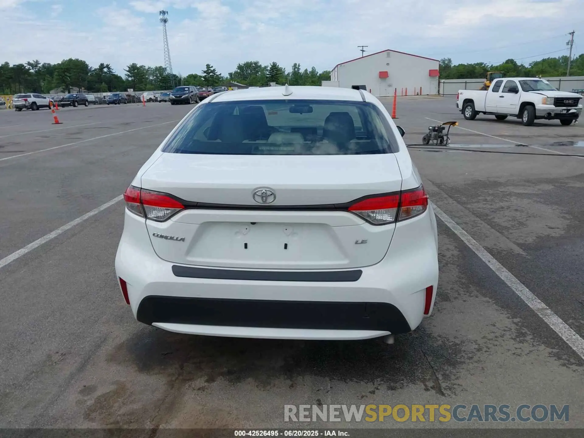 17 Photograph of a damaged car JTDEPMAE2NJ205601 TOYOTA COROLLA 2022