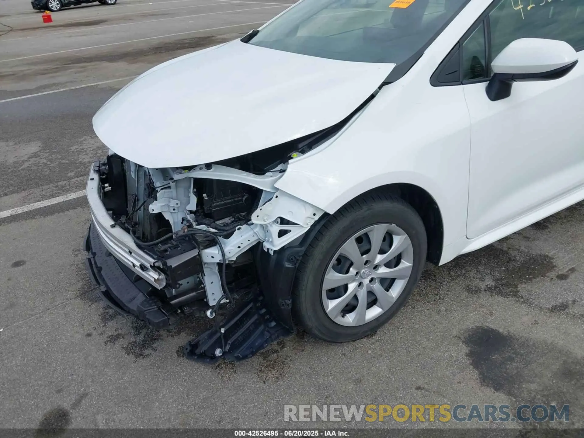 19 Photograph of a damaged car JTDEPMAE2NJ205601 TOYOTA COROLLA 2022