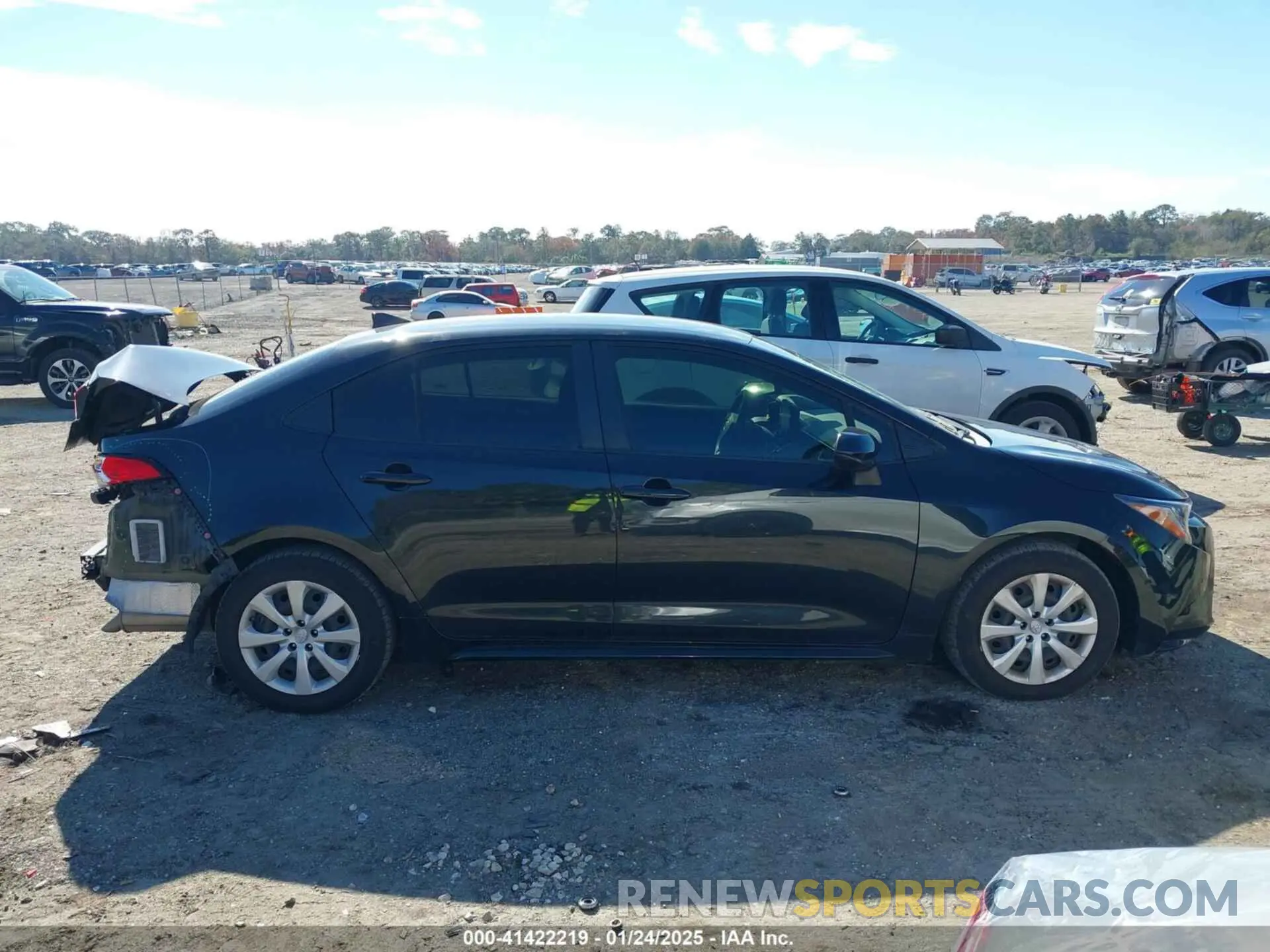 13 Photograph of a damaged car JTDEPMAE2NJ207686 TOYOTA COROLLA 2022
