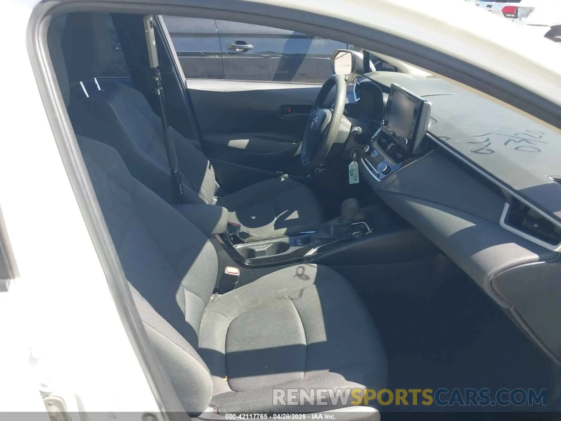 5 Photograph of a damaged car JTDEPMAE2NJ209132 TOYOTA COROLLA 2022