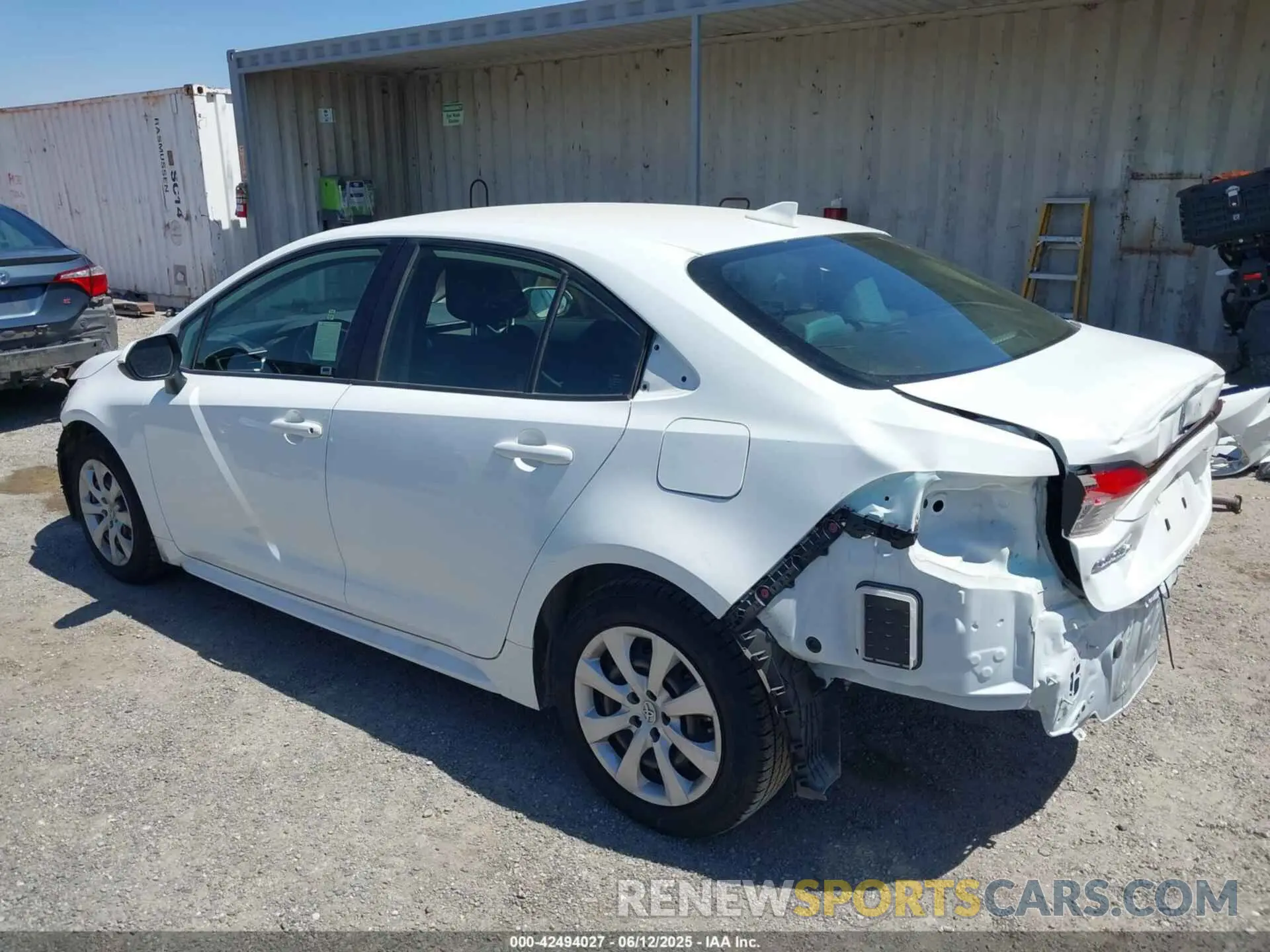 3 Фотография поврежденного автомобиля JTDEPMAE4N3002584 TOYOTA COROLLA 2022