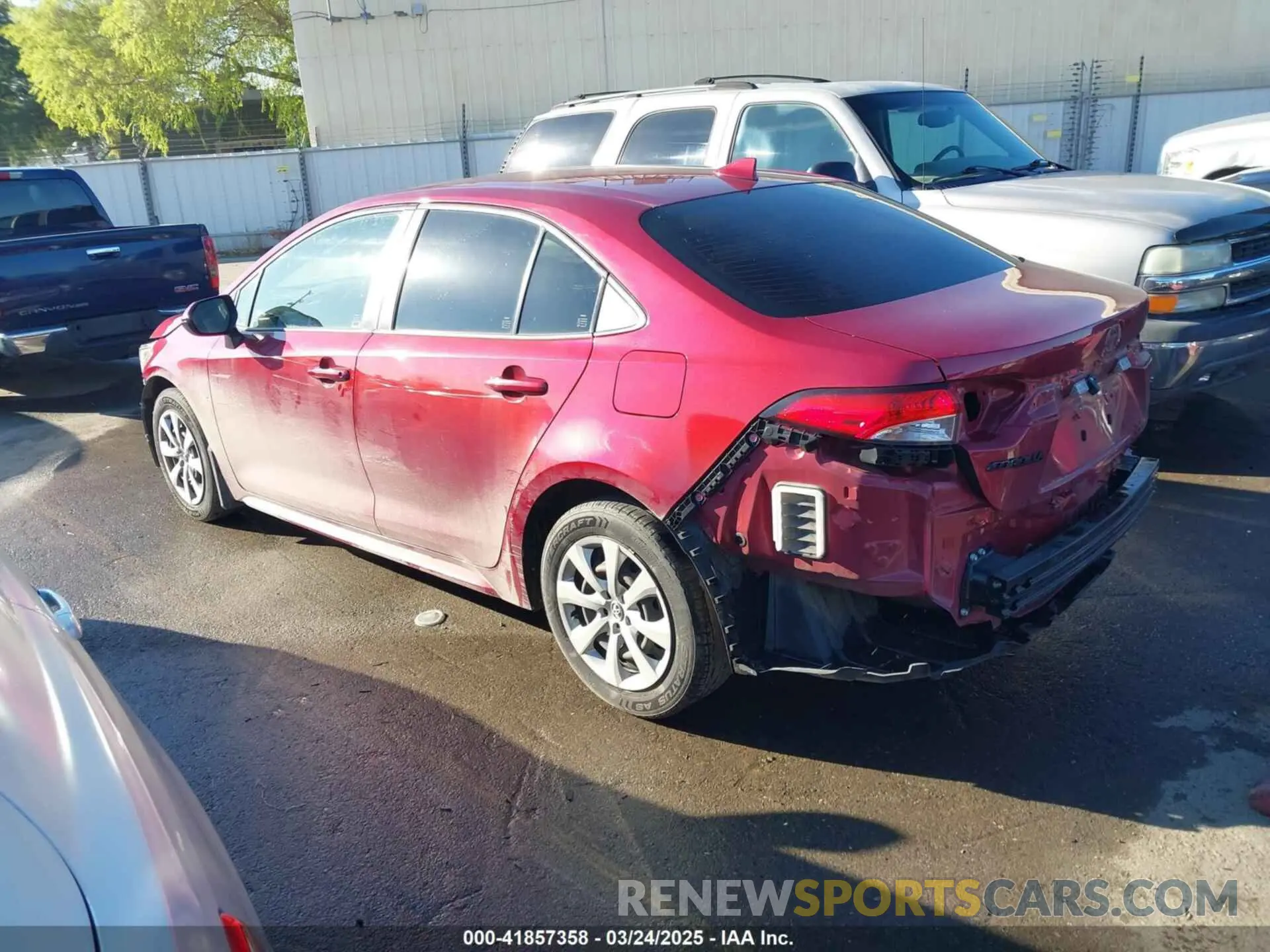 3 Фотография поврежденного автомобиля JTDEPMAE4NJ203719 TOYOTA COROLLA 2022