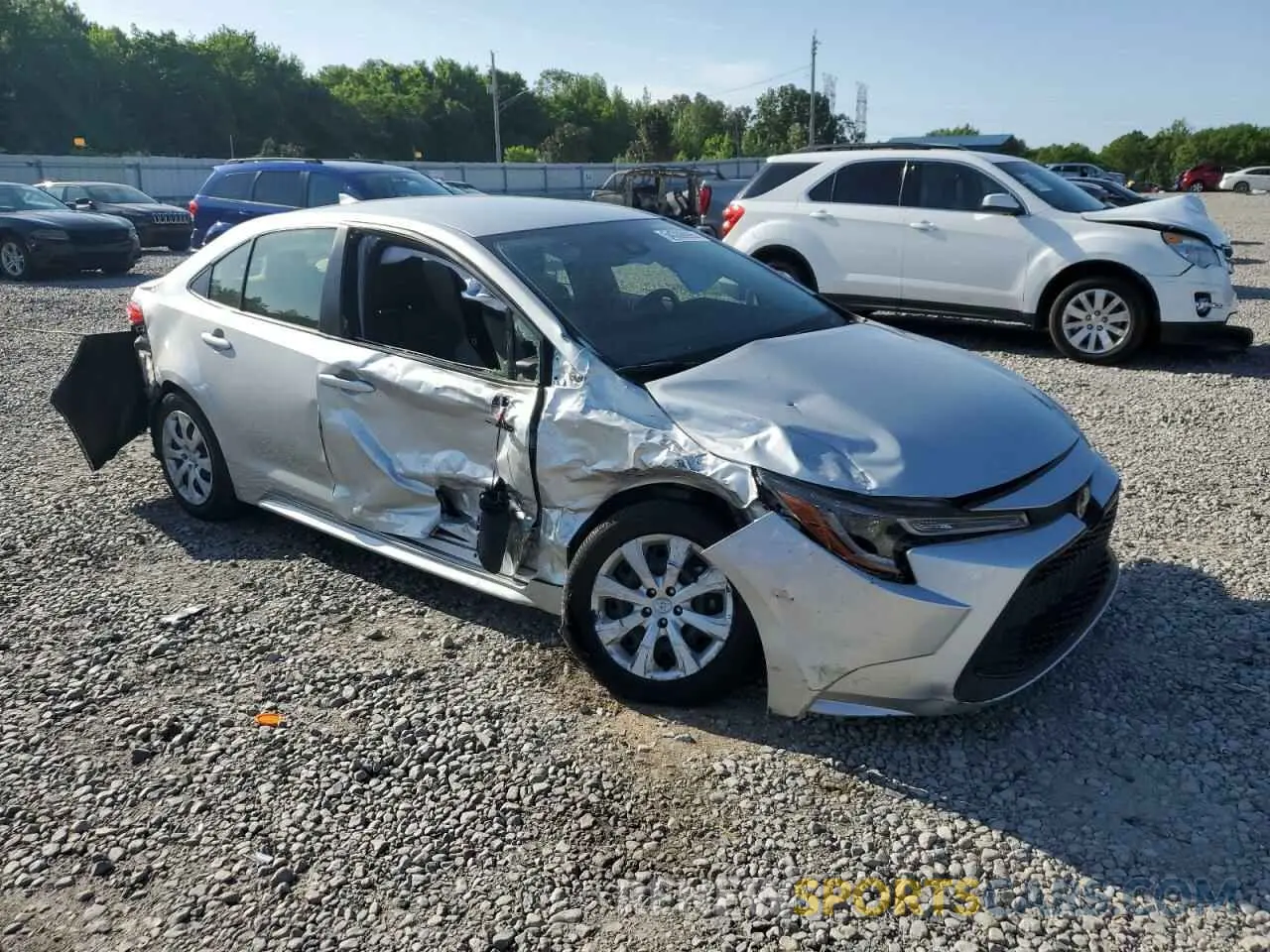 4 Photograph of a damaged car JTDEPMAE4NJ205065 TOYOTA COROLLA 2022