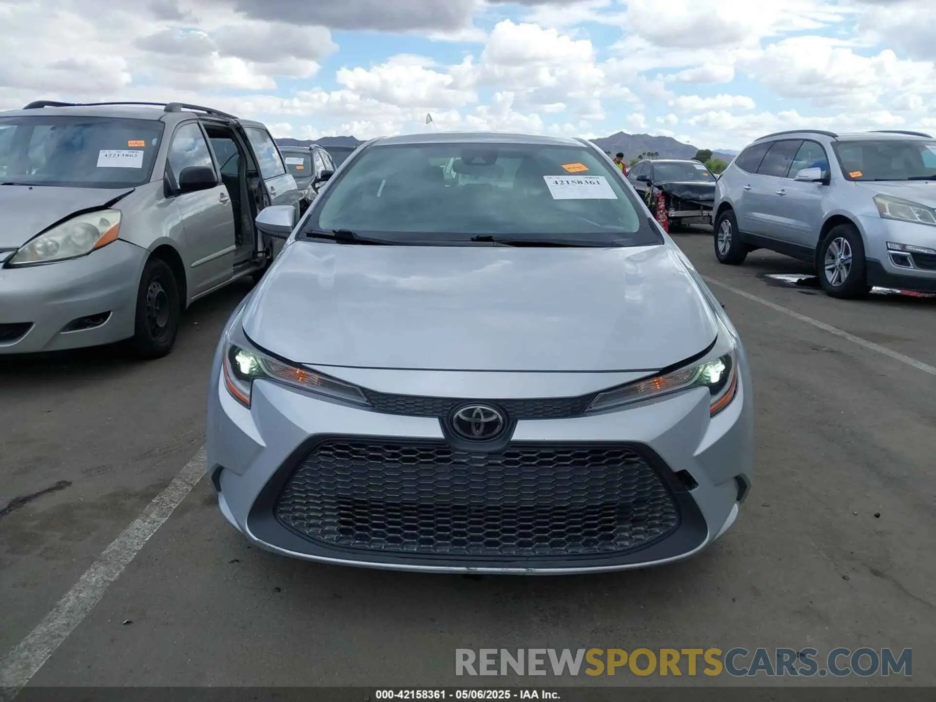 12 Photograph of a damaged car JTDEPMAE5N3018731 TOYOTA COROLLA 2022