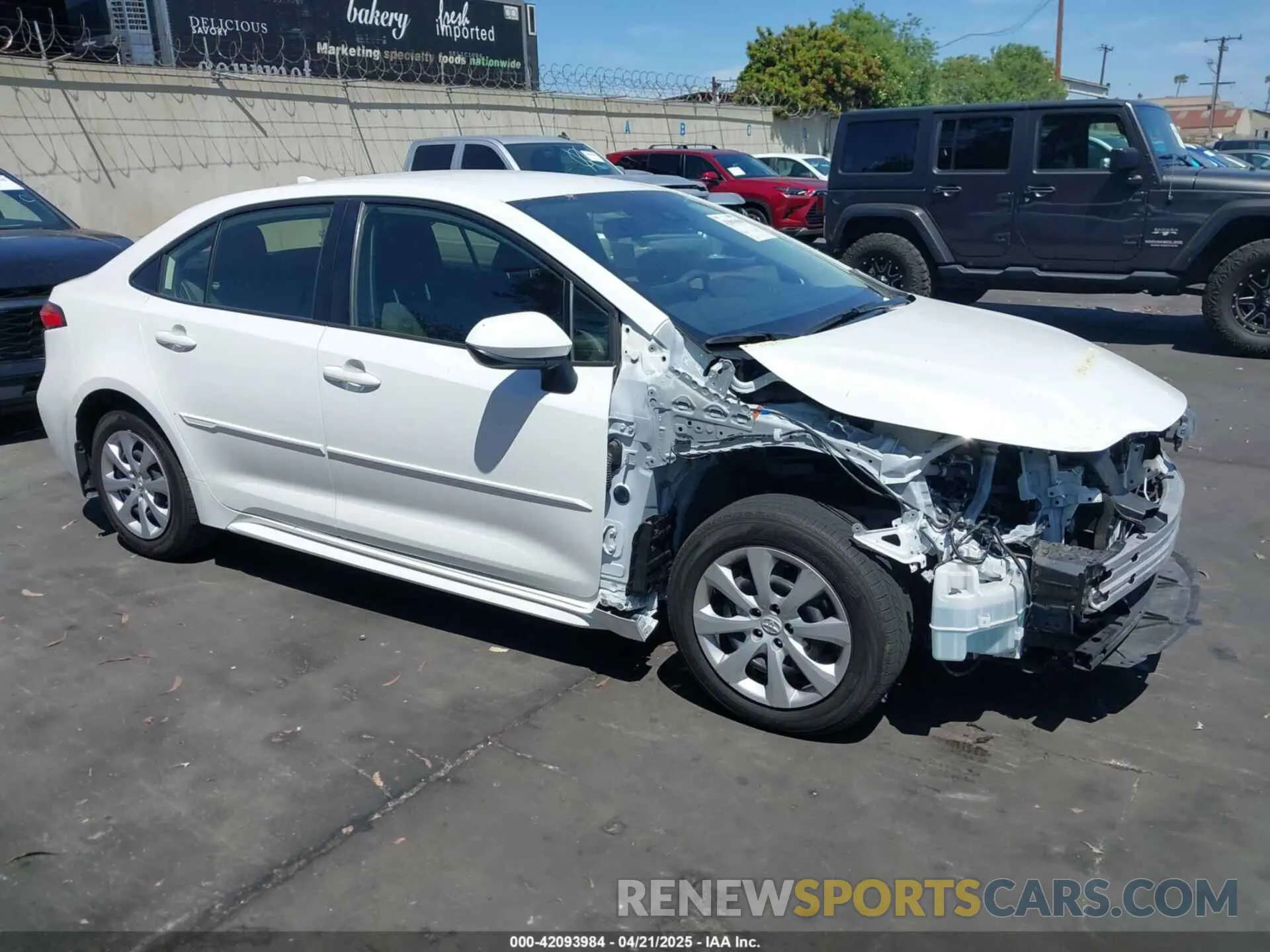 1 Photograph of a damaged car JTDEPMAE5N3025596 TOYOTA COROLLA 2022