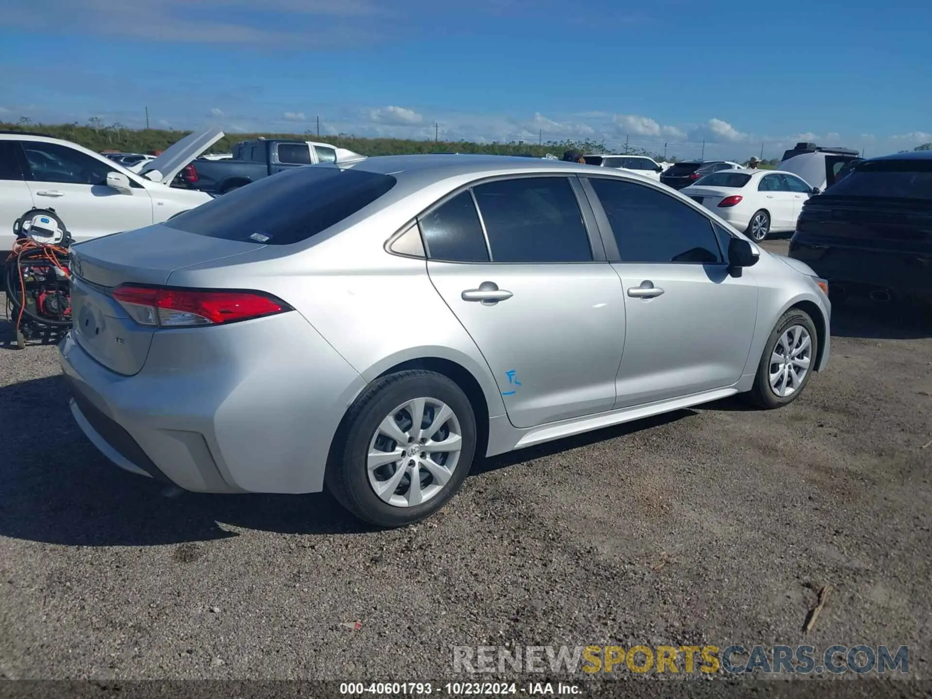 4 Photograph of a damaged car JTDEPMAE5N3027901 TOYOTA COROLLA 2022