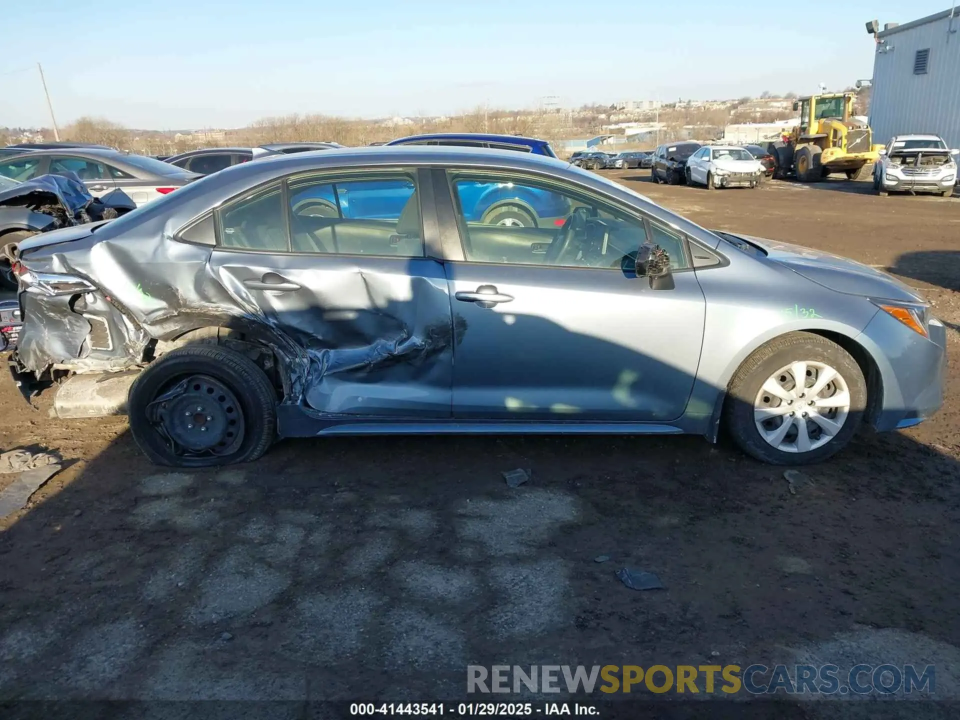 12 Фотография поврежденного автомобиля JTDEPMAE6N3006006 TOYOTA COROLLA 2022