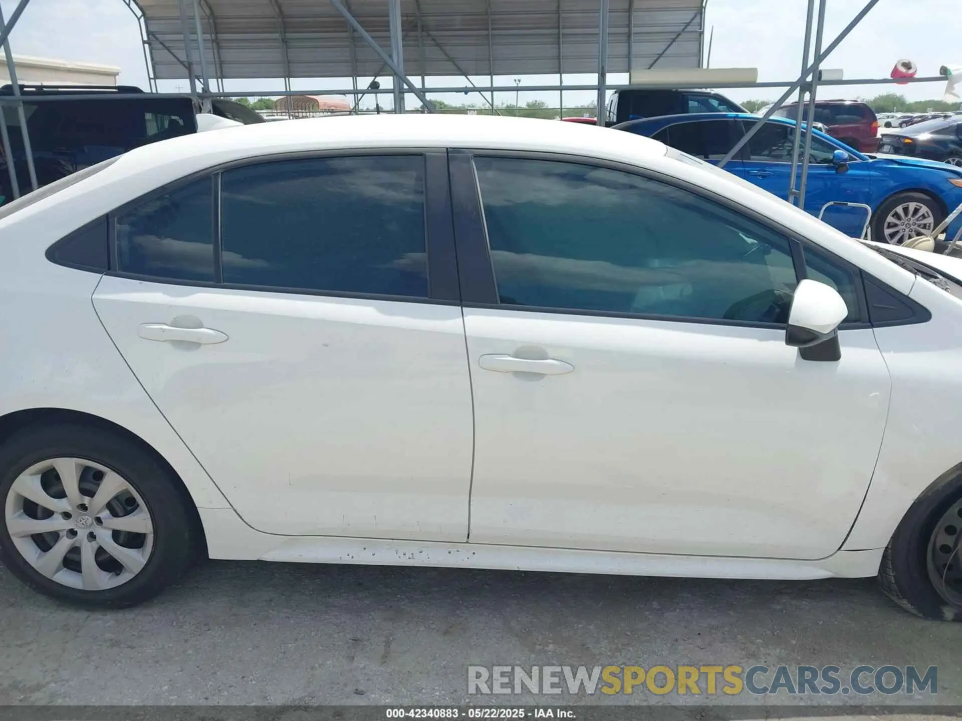 12 Photograph of a damaged car JTDEPMAE6N3016440 TOYOTA COROLLA 2022