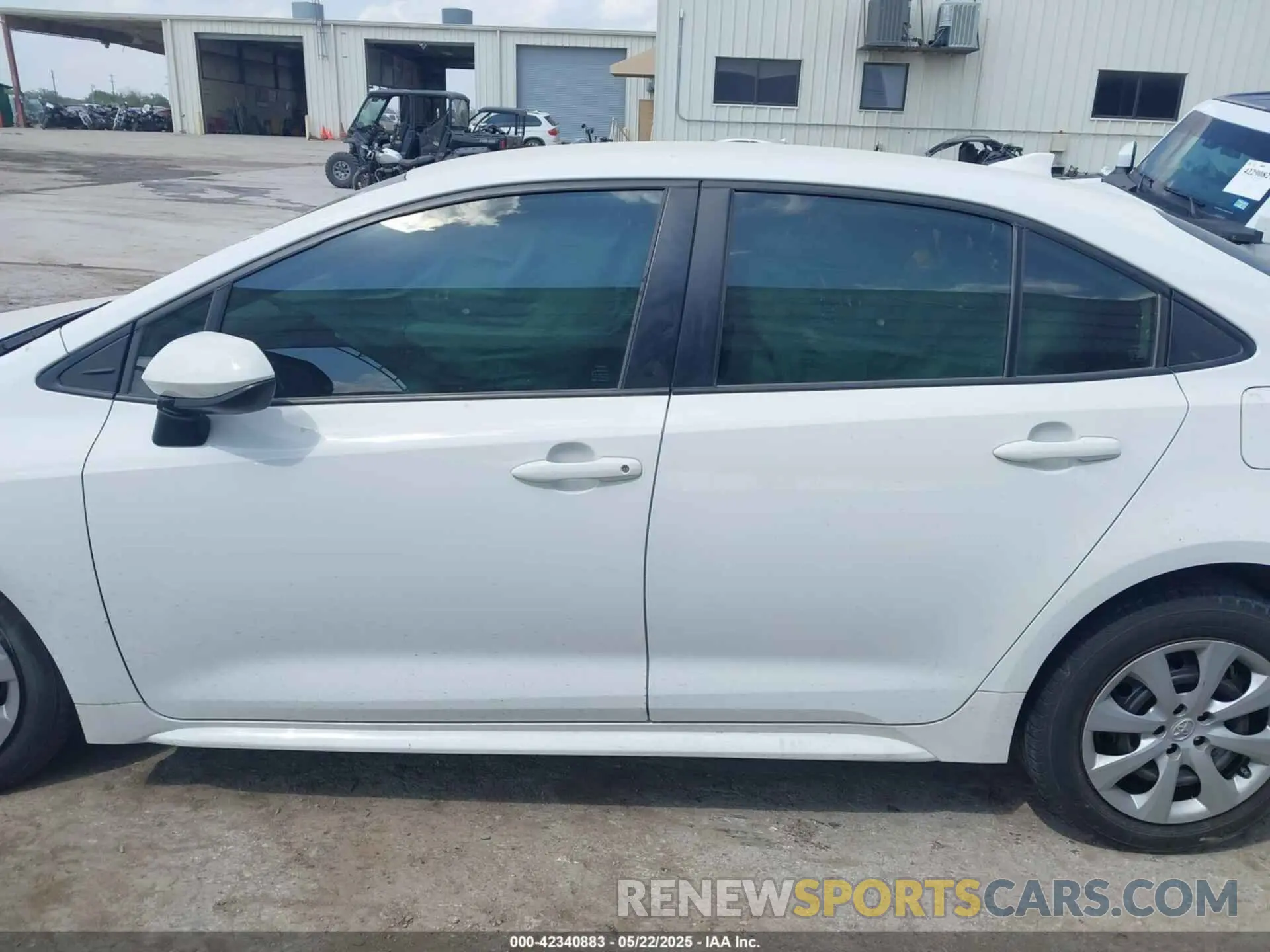 13 Photograph of a damaged car JTDEPMAE6N3016440 TOYOTA COROLLA 2022