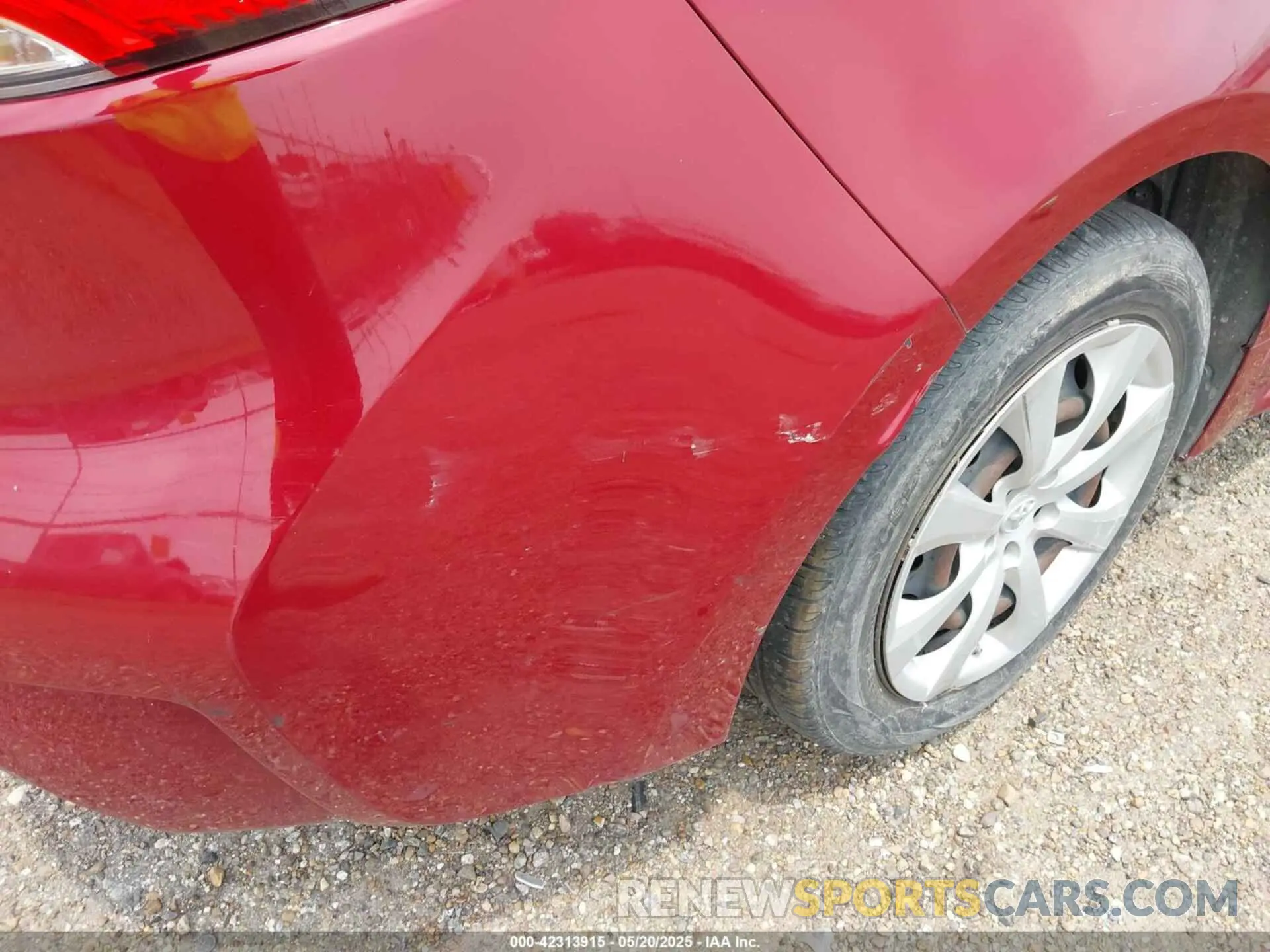 14 Photograph of a damaged car JTDEPMAE7NJ202564 TOYOTA COROLLA 2022