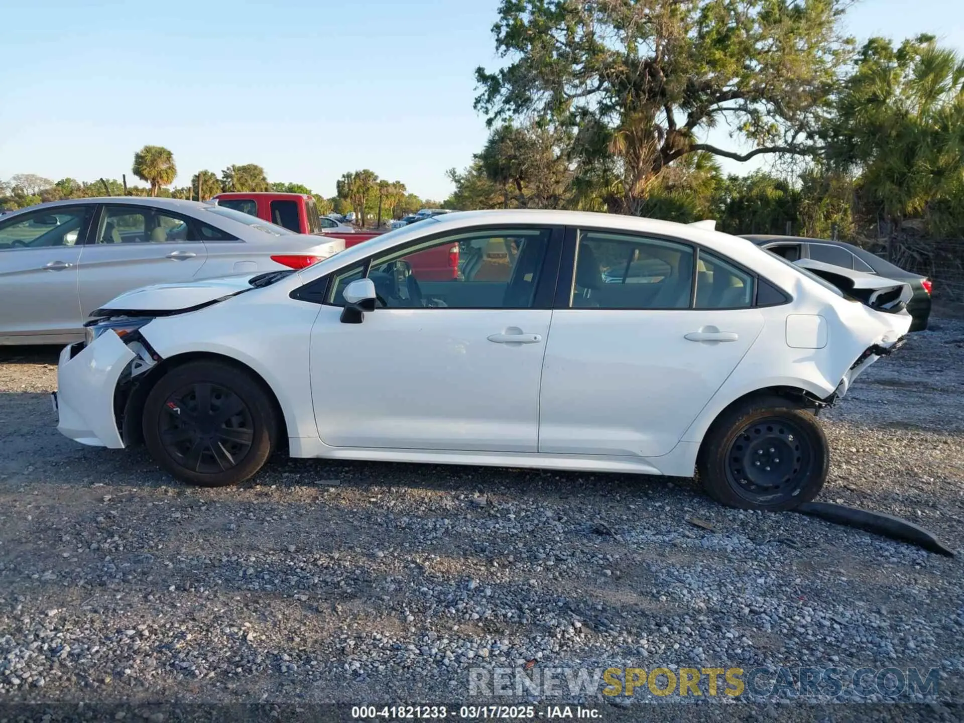 15 Photograph of a damaged car JTDEPMAE9N3002659 TOYOTA COROLLA 2022