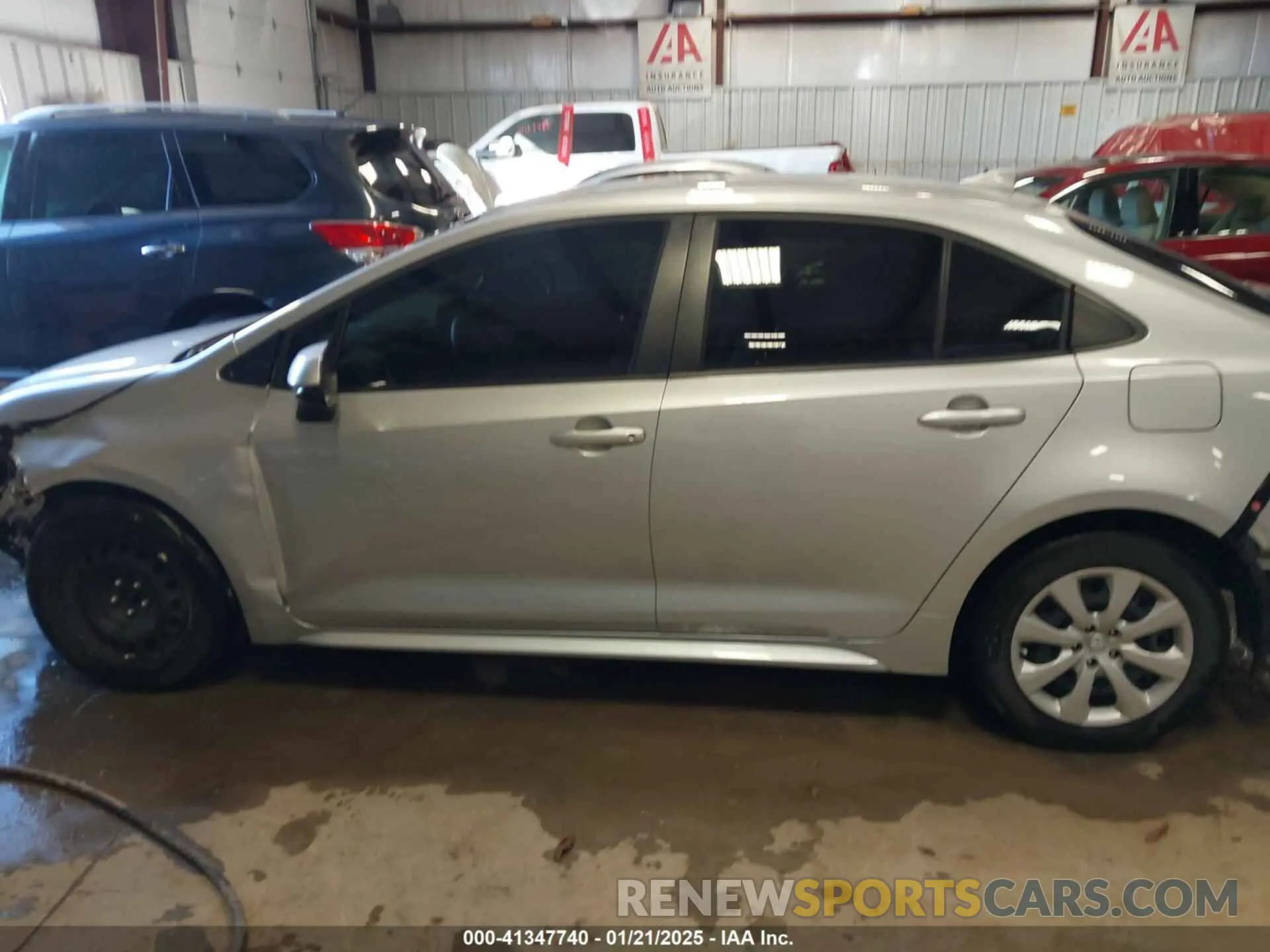 14 Photograph of a damaged car JTDEPMAE9N3024404 TOYOTA COROLLA 2022