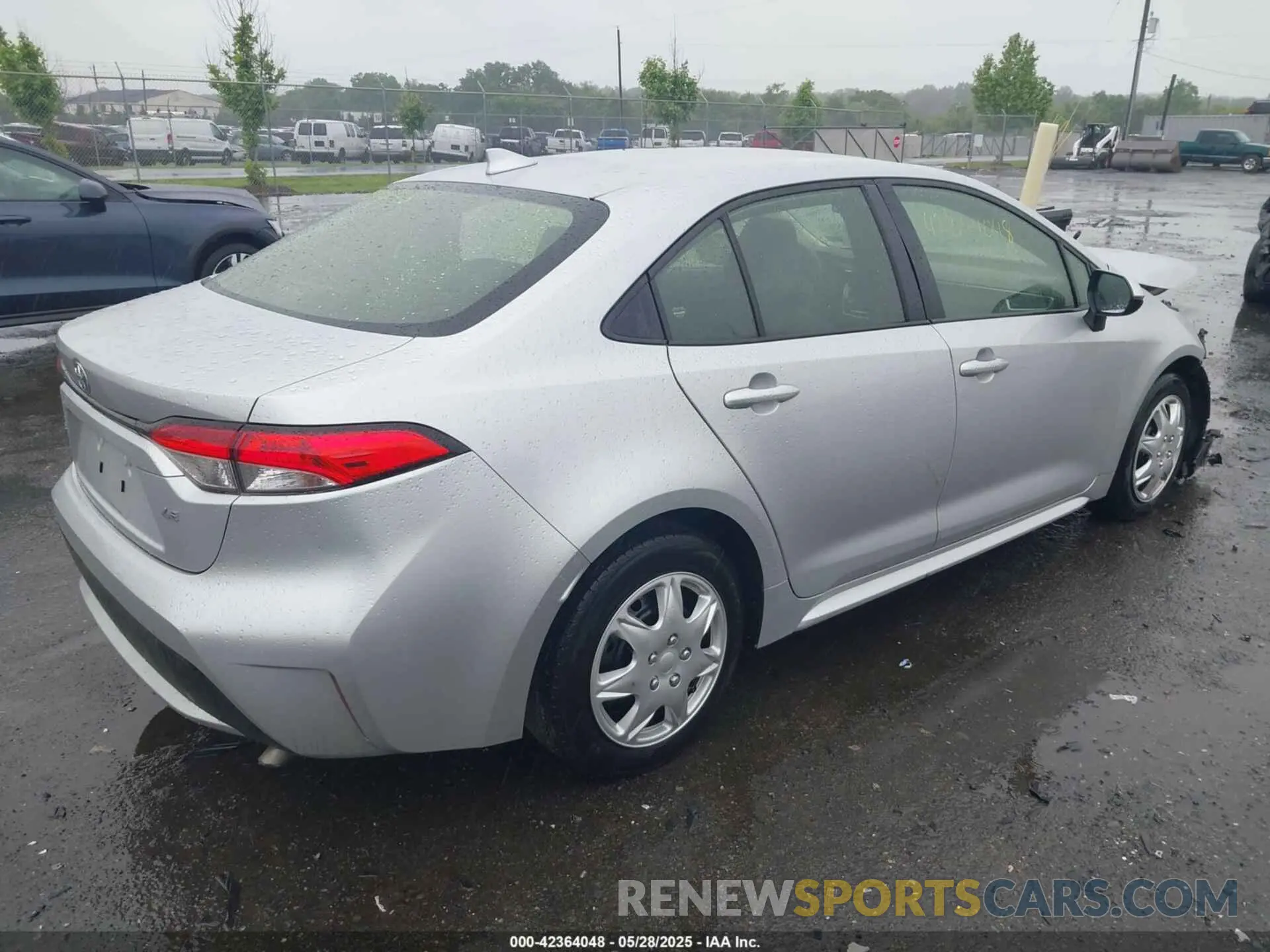 4 Photograph of a damaged car JTDEPMAE9N3025441 TOYOTA COROLLA 2022