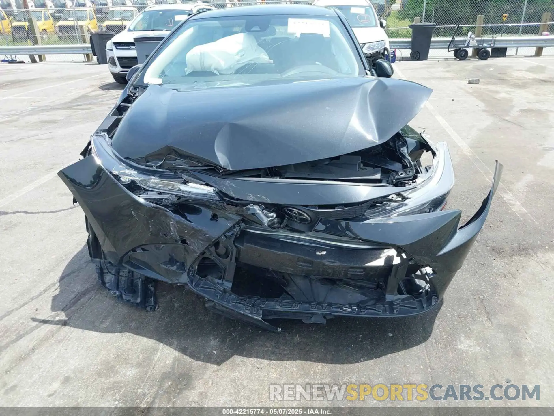 6 Photograph of a damaged car JTDEPMAE9NJ217602 TOYOTA COROLLA 2022