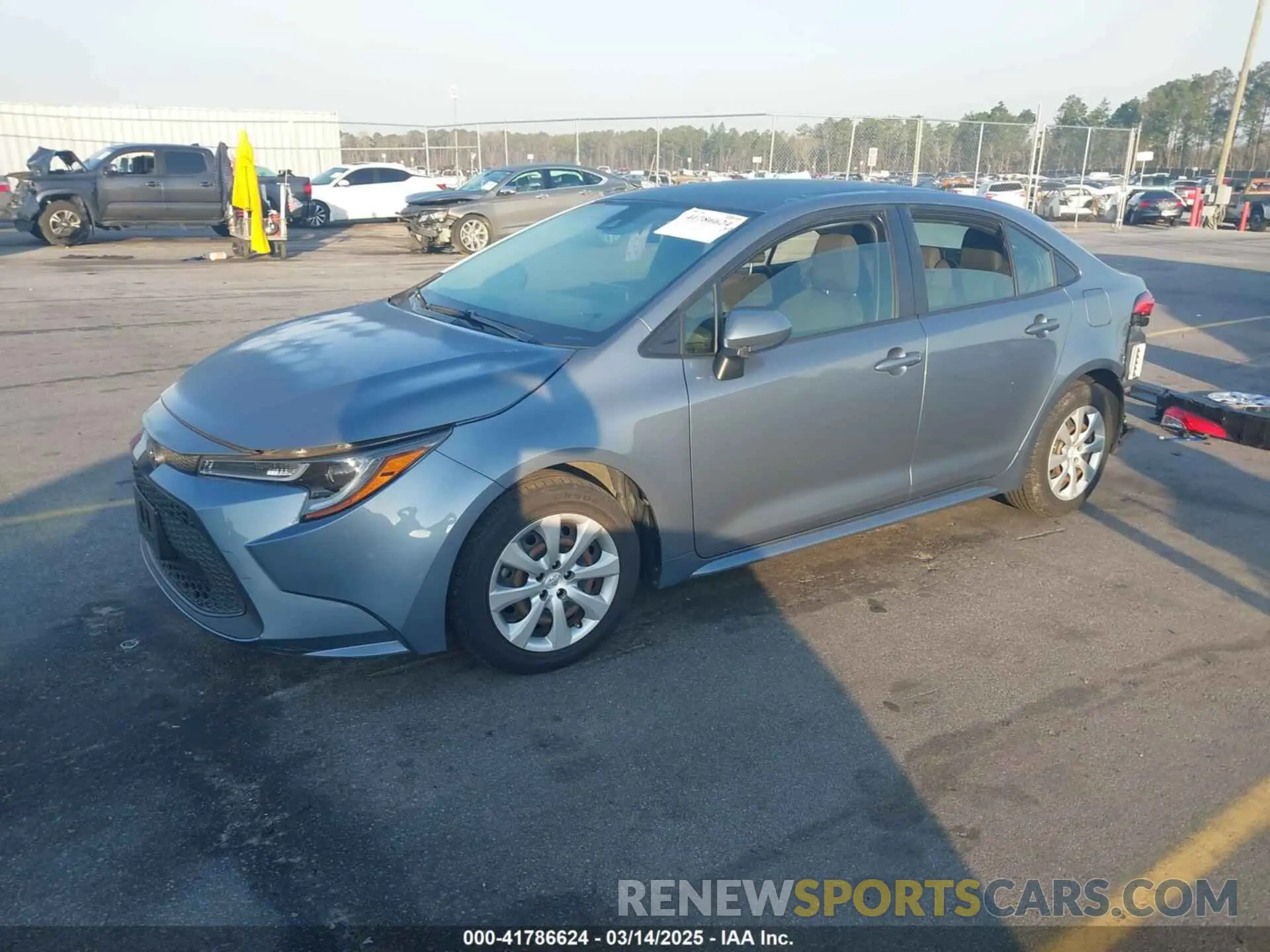 2 Фотография поврежденного автомобиля JTDEPMAEXNJ210142 TOYOTA COROLLA 2022