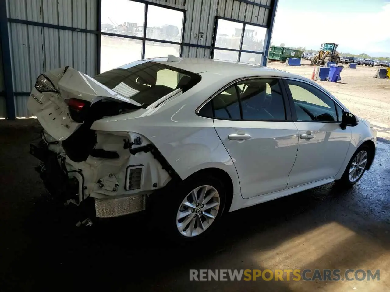 3 Photograph of a damaged car JTDFPMAE9N3016887 TOYOTA COROLLA 2022