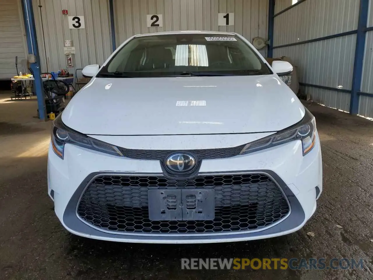5 Photograph of a damaged car JTDFPMAE9N3016887 TOYOTA COROLLA 2022