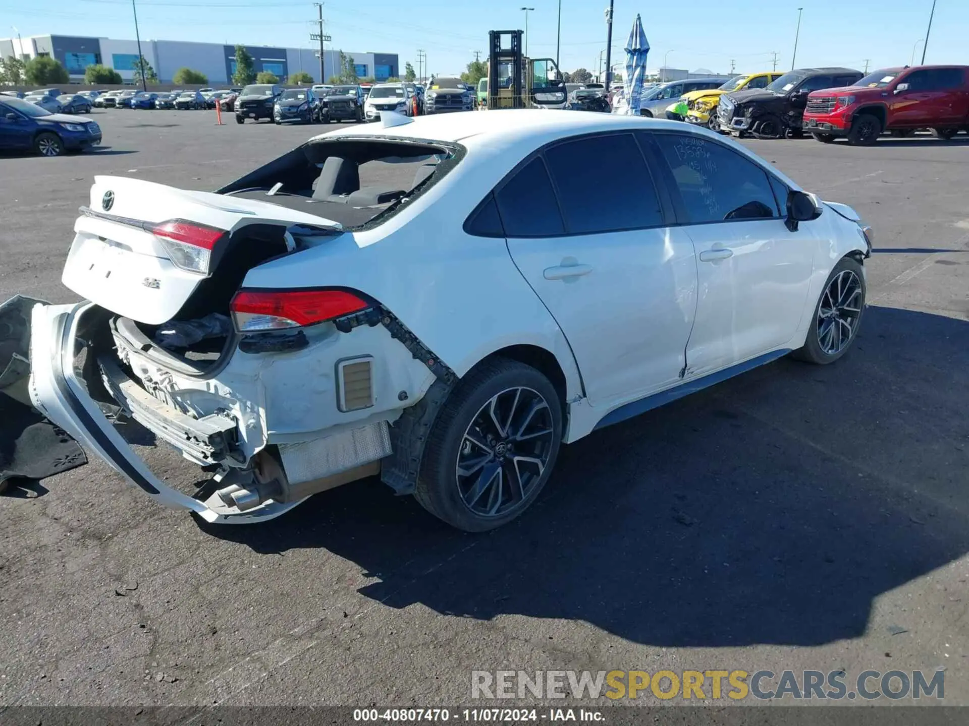4 Photograph of a damaged car JTDM4MCE6NJ087294 TOYOTA COROLLA 2022