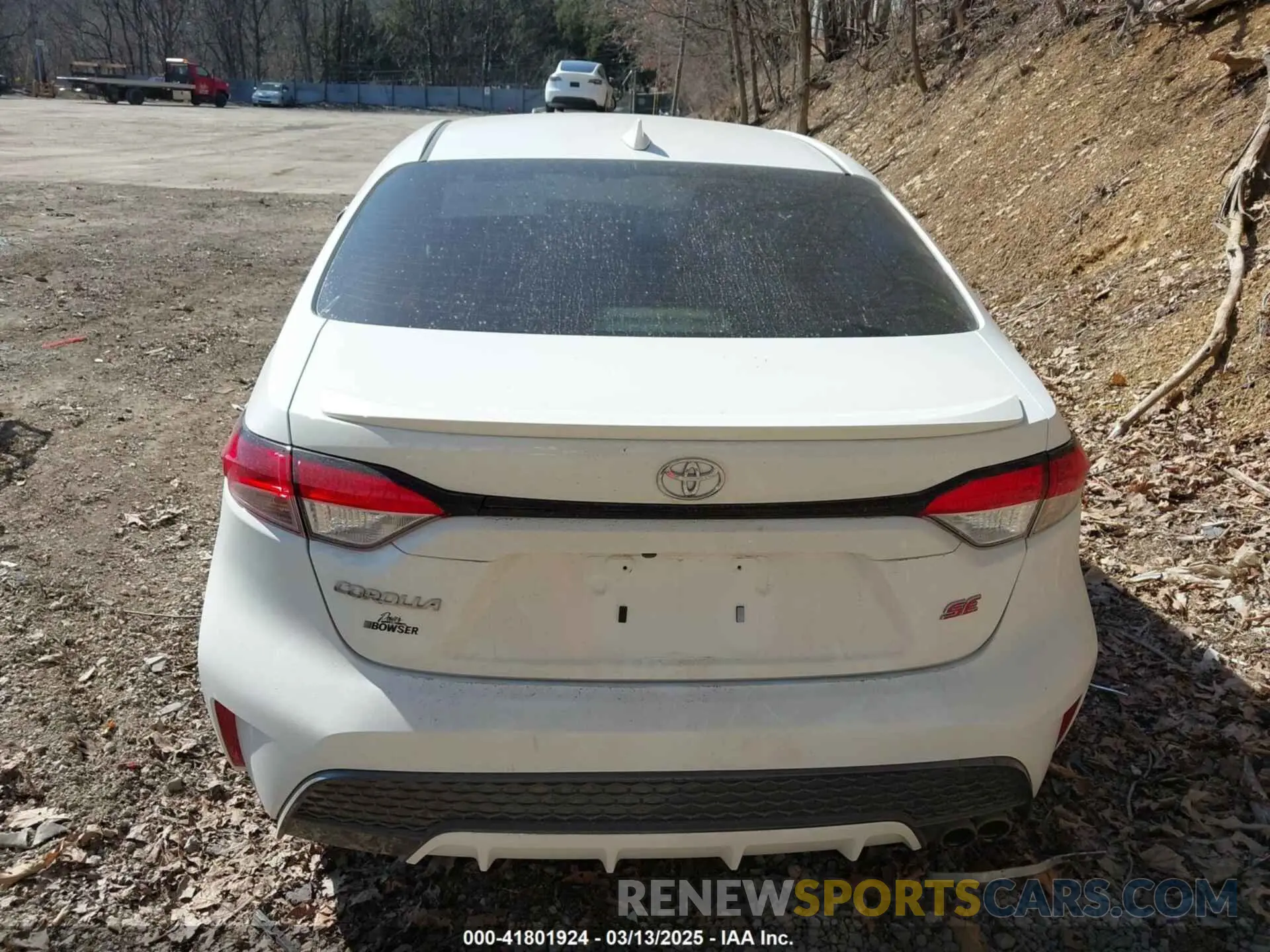 17 Photograph of a damaged car JTDS4MCE0N3510950 TOYOTA COROLLA 2022