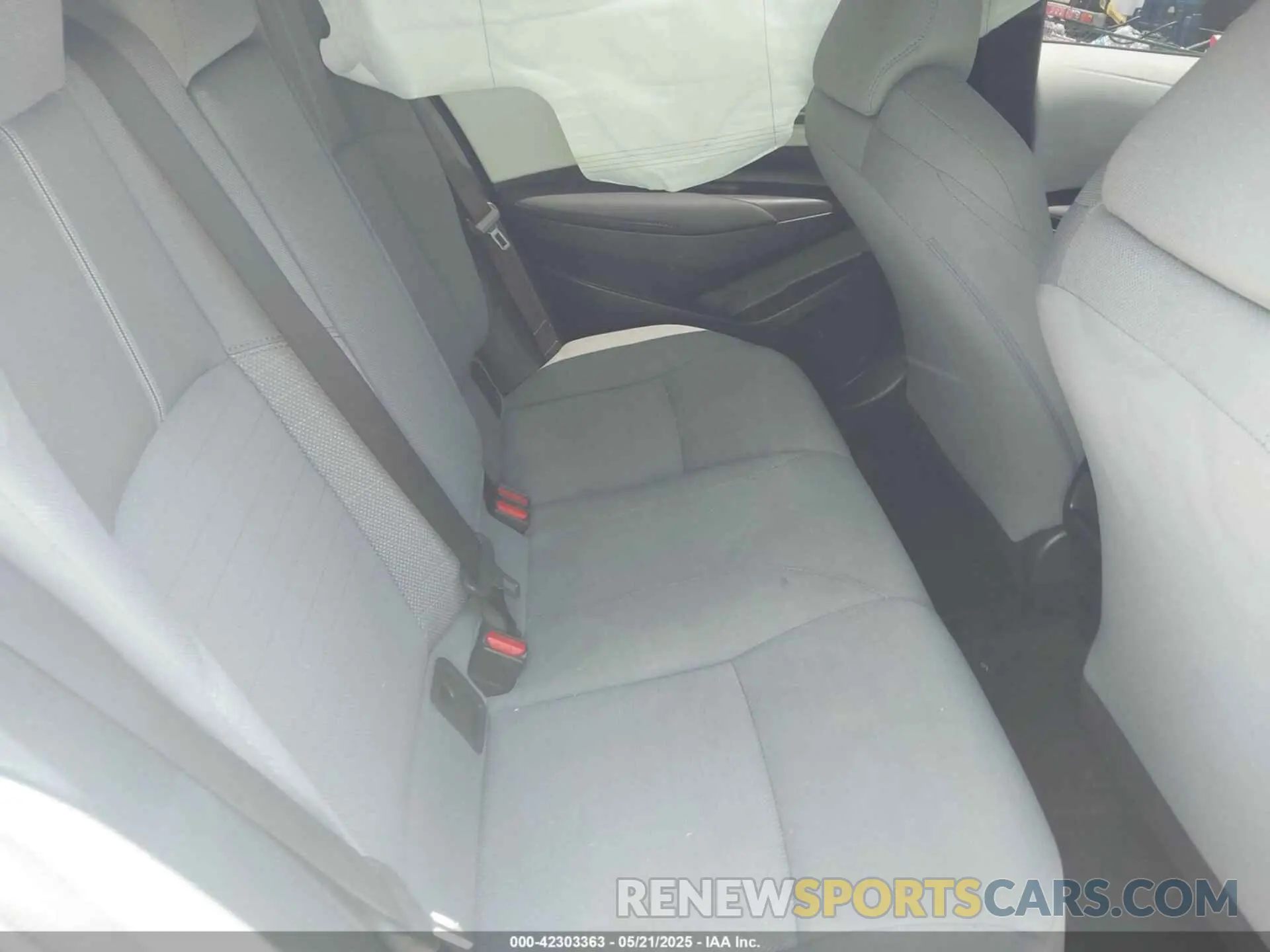 8 Photograph of a damaged car JTDS4MCE3NJ085588 TOYOTA COROLLA 2022