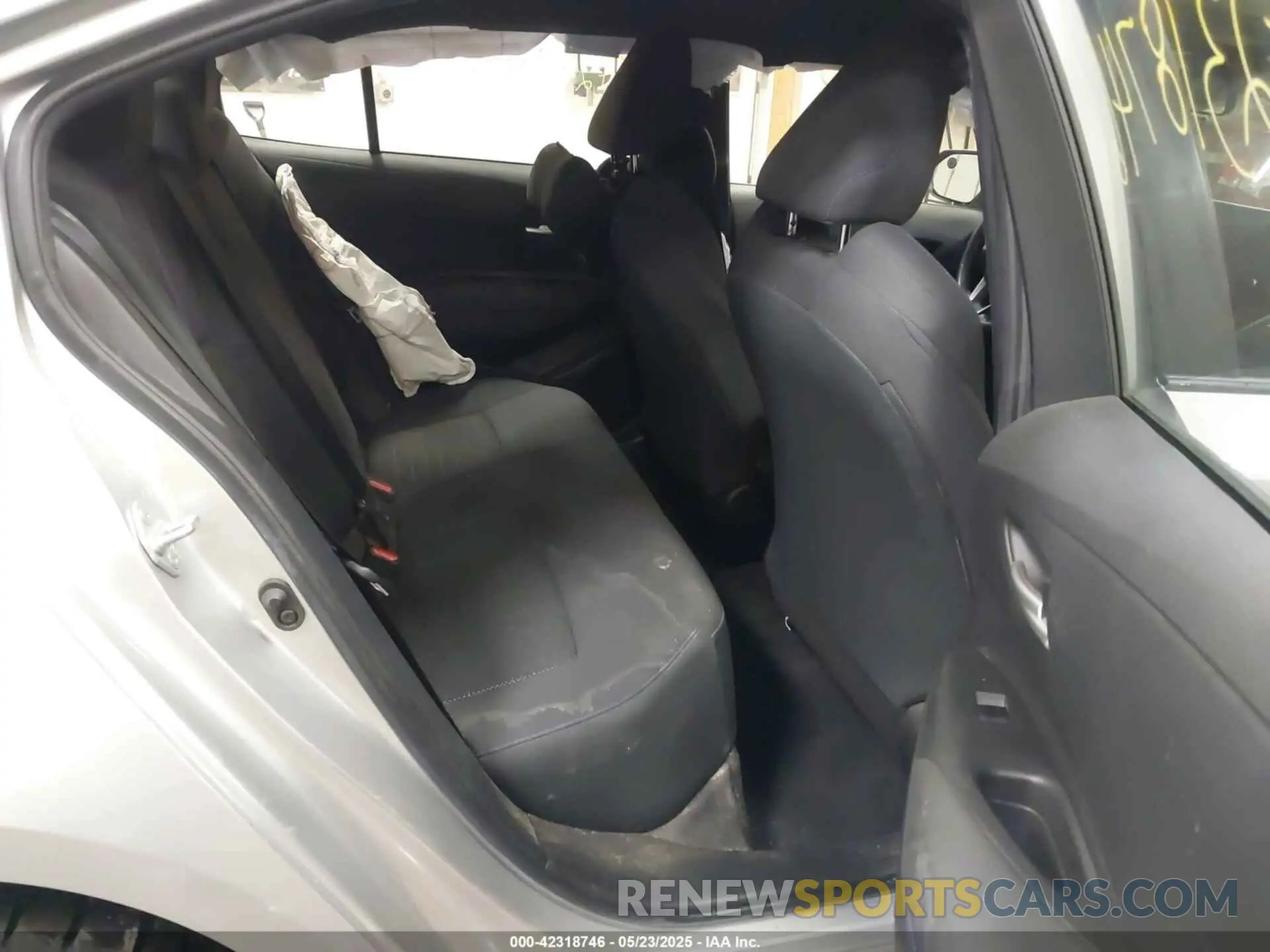 8 Photograph of a damaged car JTDS4MCE3NJ089592 TOYOTA COROLLA 2022