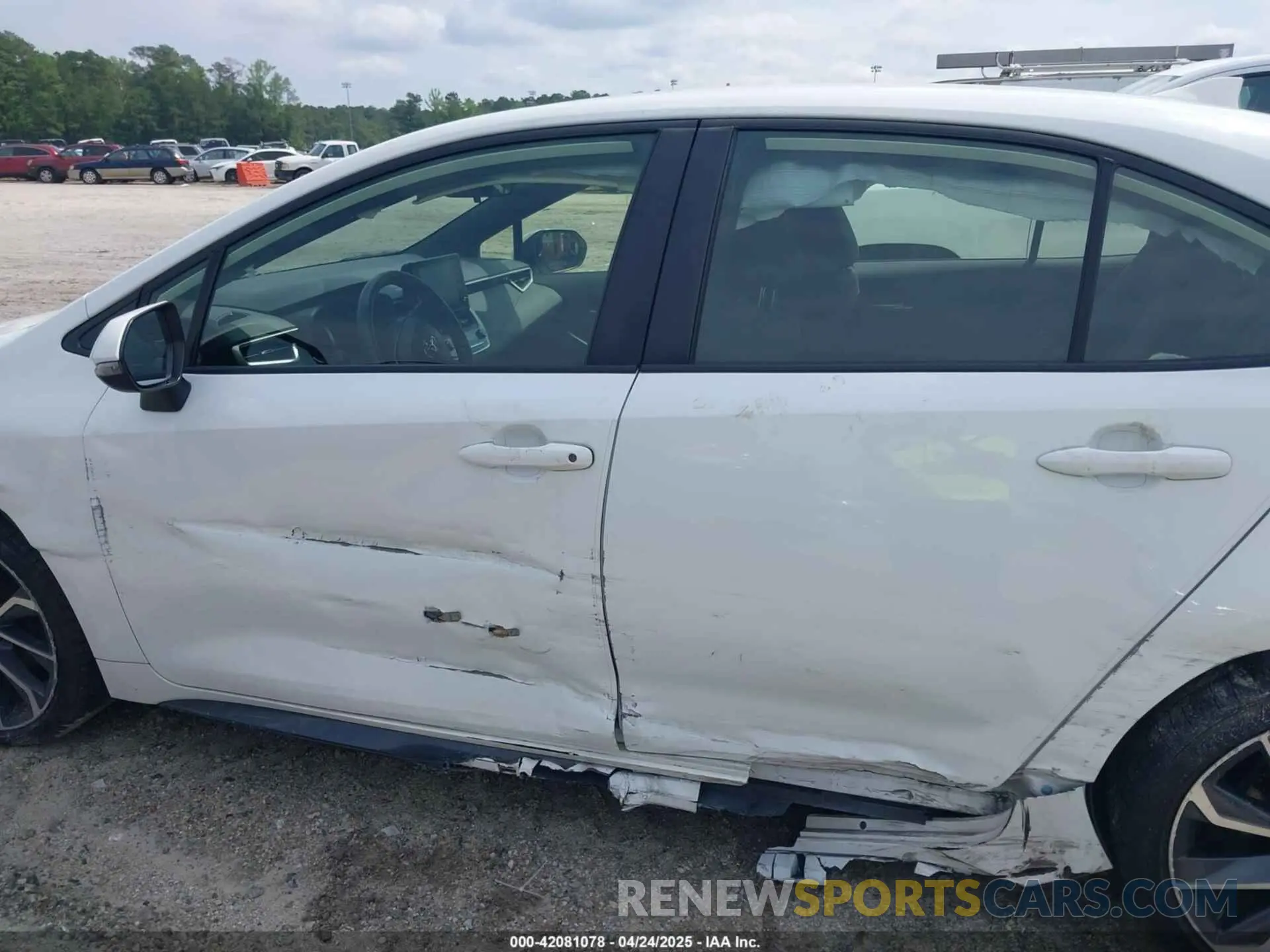 14 Photograph of a damaged car JTDS4MCE4N3508635 TOYOTA COROLLA 2022