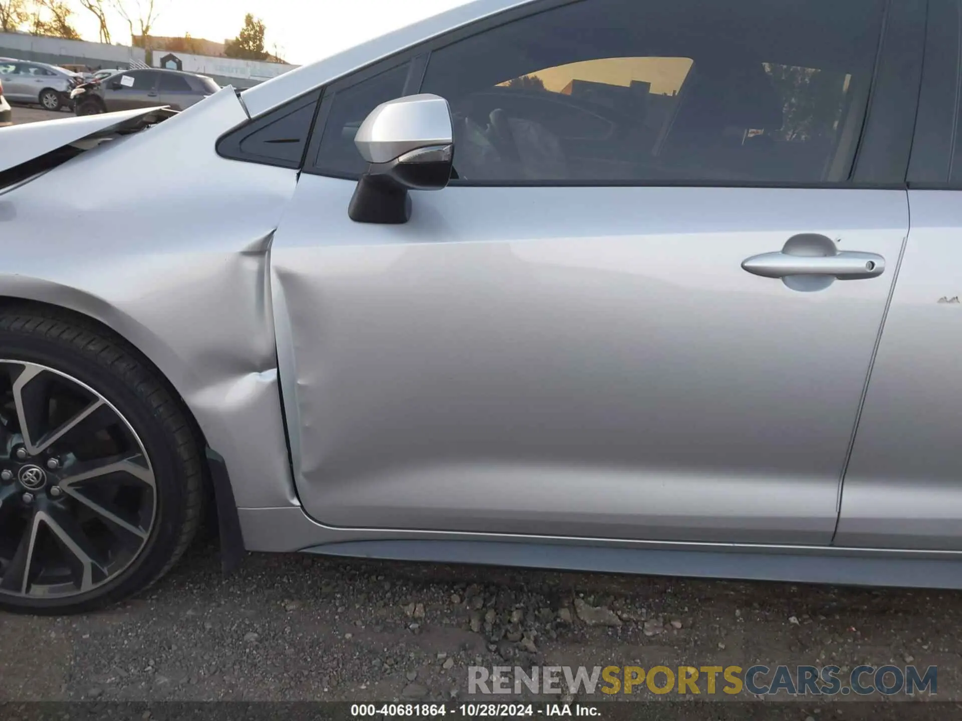 19 Photograph of a damaged car JTDS4MCE7N3512842 TOYOTA COROLLA 2022