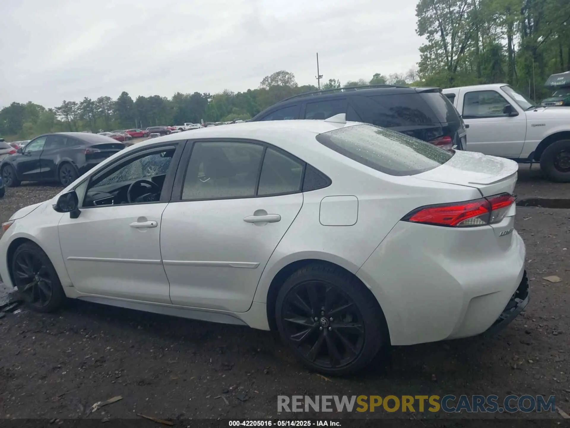 14 Photograph of a damaged car JTDS4MCE9N3504239 TOYOTA COROLLA 2022
