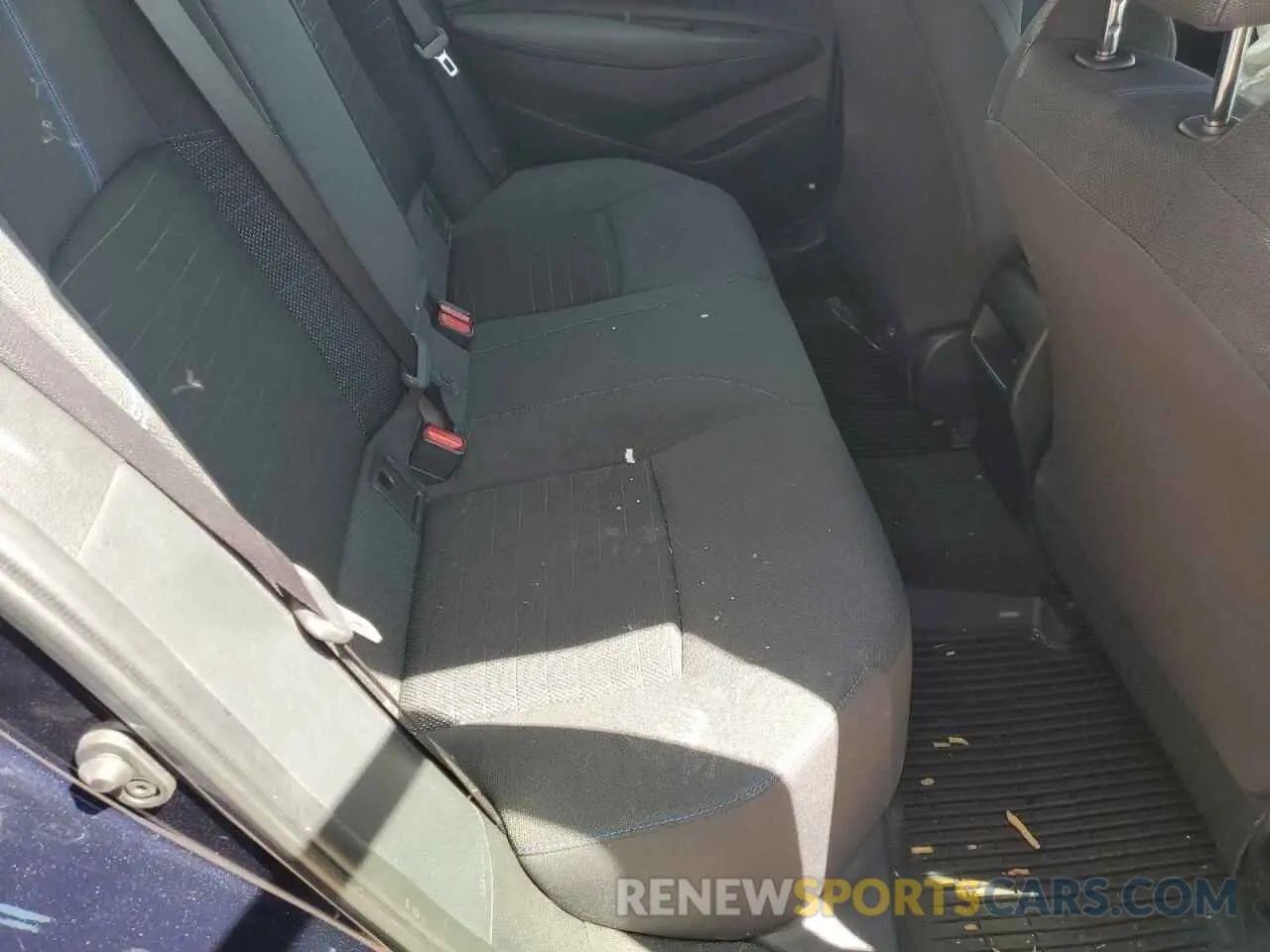 10 Photograph of a damaged car JTDS4MCE9NJ086857 TOYOTA COROLLA 2022