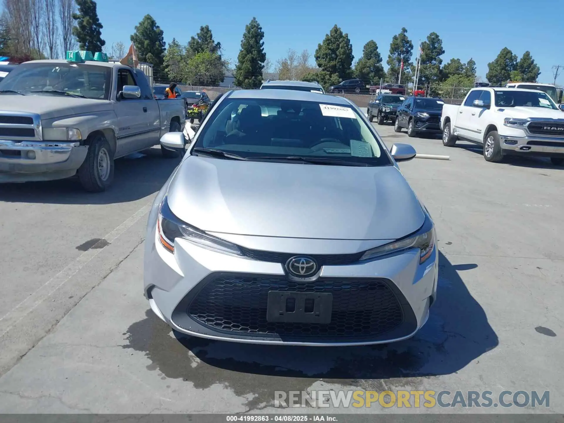 12 Фотография поврежденного автомобиля JTDVPMAE1N3005958 TOYOTA COROLLA 2022