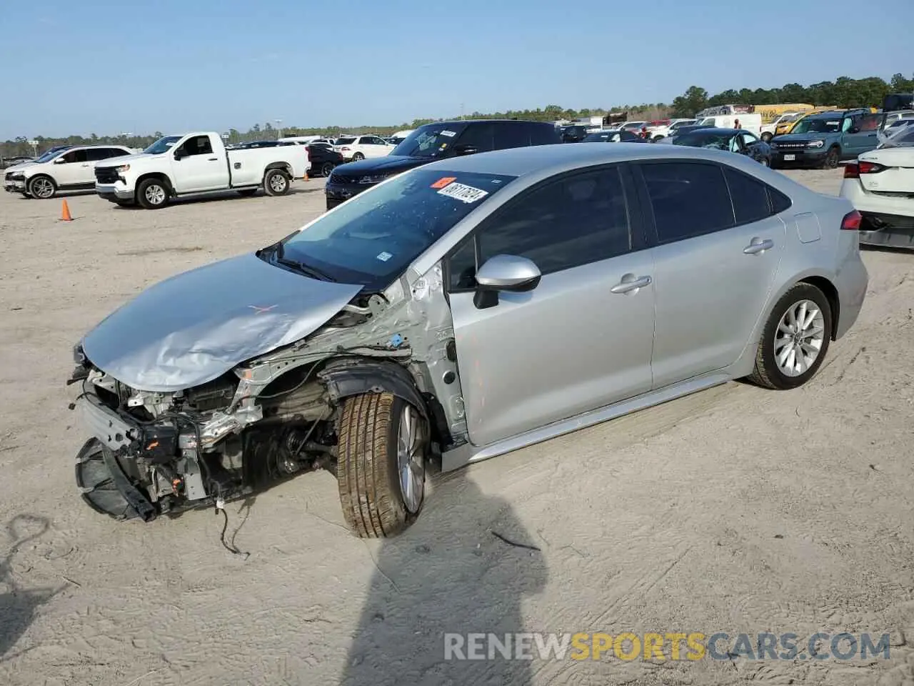 1 Фотография поврежденного автомобиля JTDVPMAE1NJ221062 TOYOTA COROLLA 2022