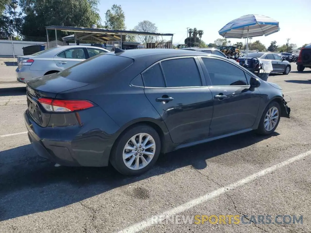 3 Фотография поврежденного автомобиля JTDVPMAE4NJ225607 TOYOTA COROLLA 2022
