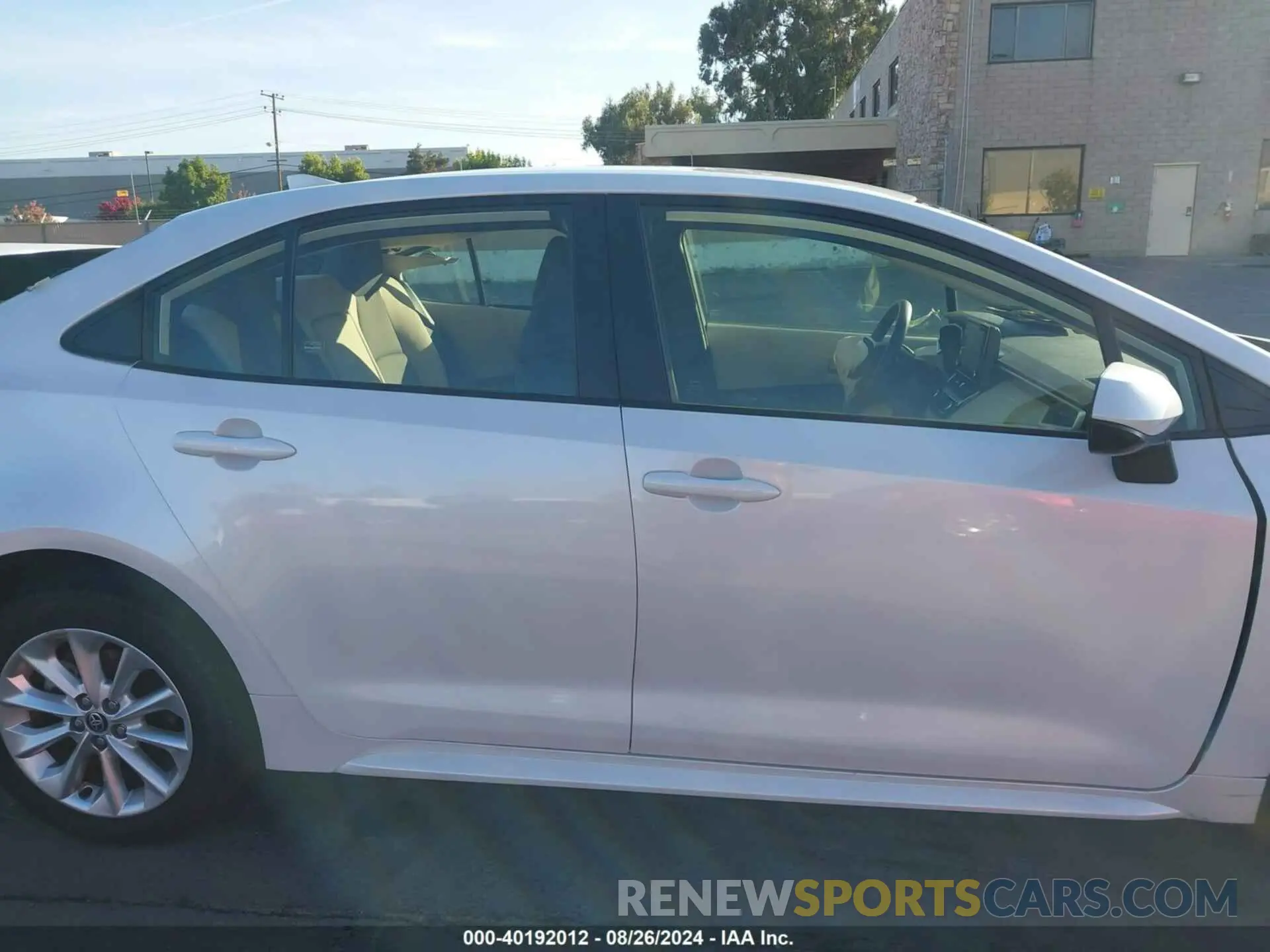 12 Photograph of a damaged car JTDVPMAE6N3030984 TOYOTA COROLLA 2022