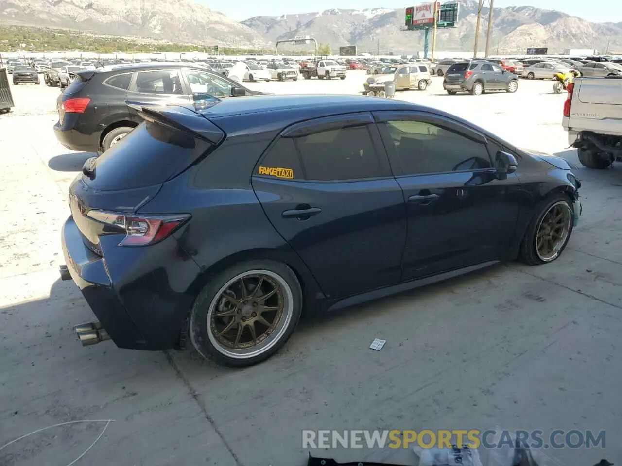 3 Photograph of a damaged car JTNA4MBE2N3158320 TOYOTA COROLLA 2022