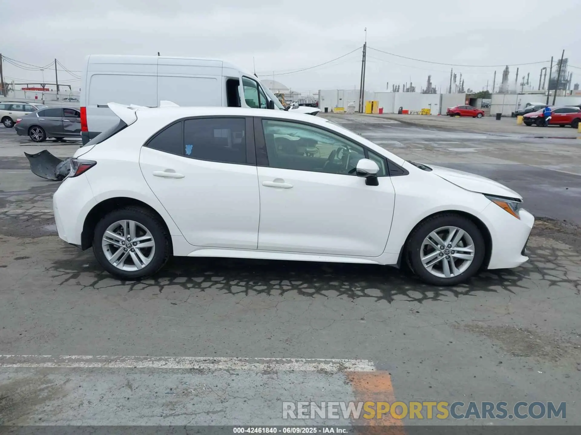 14 Photograph of a damaged car JTND4MBE0N3168583 TOYOTA COROLLA 2022