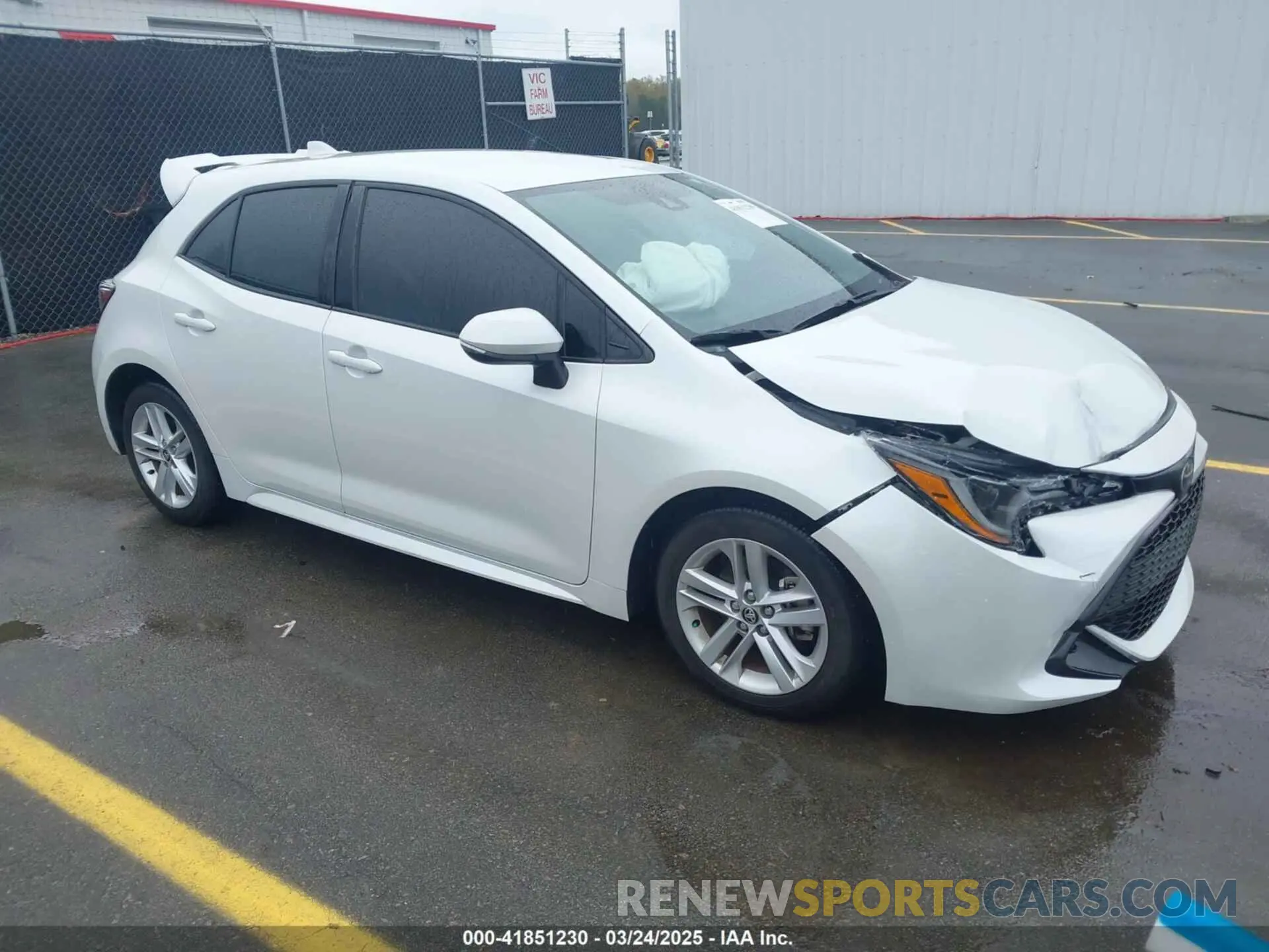 1 Photograph of a damaged car JTND4MBE2N3182758 TOYOTA COROLLA 2022