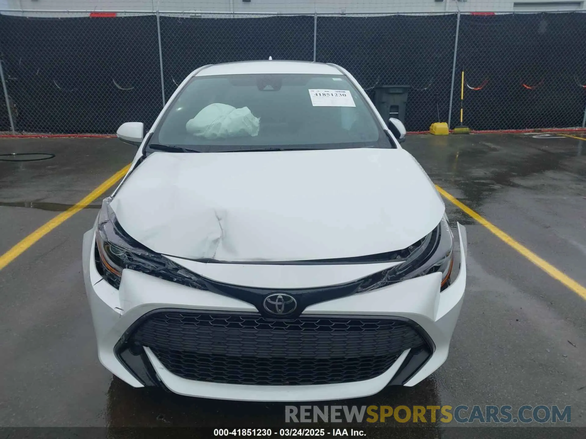 12 Photograph of a damaged car JTND4MBE2N3182758 TOYOTA COROLLA 2022