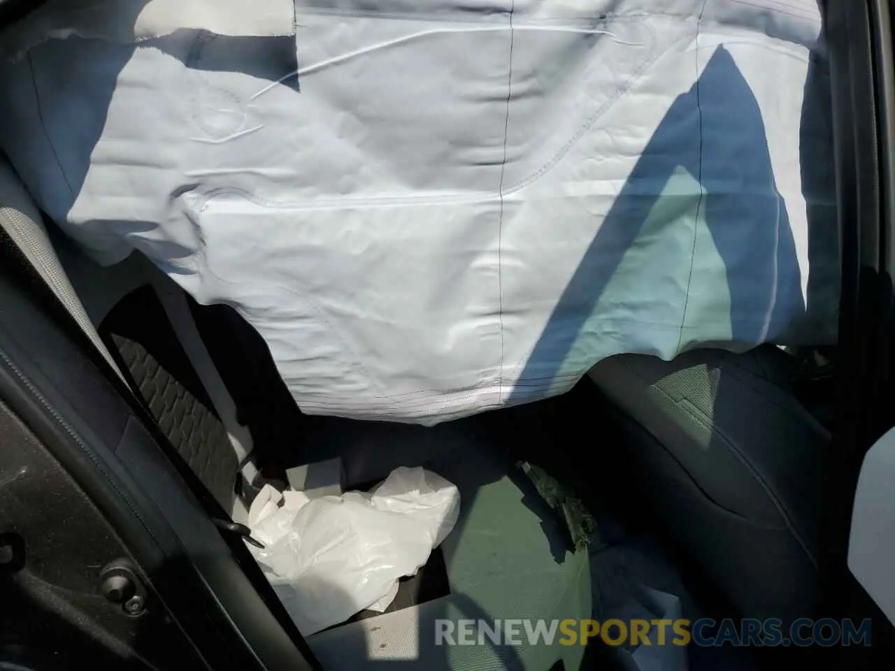 10 Photograph of a damaged car JTND4MBE3N3160719 TOYOTA COROLLA 2022
