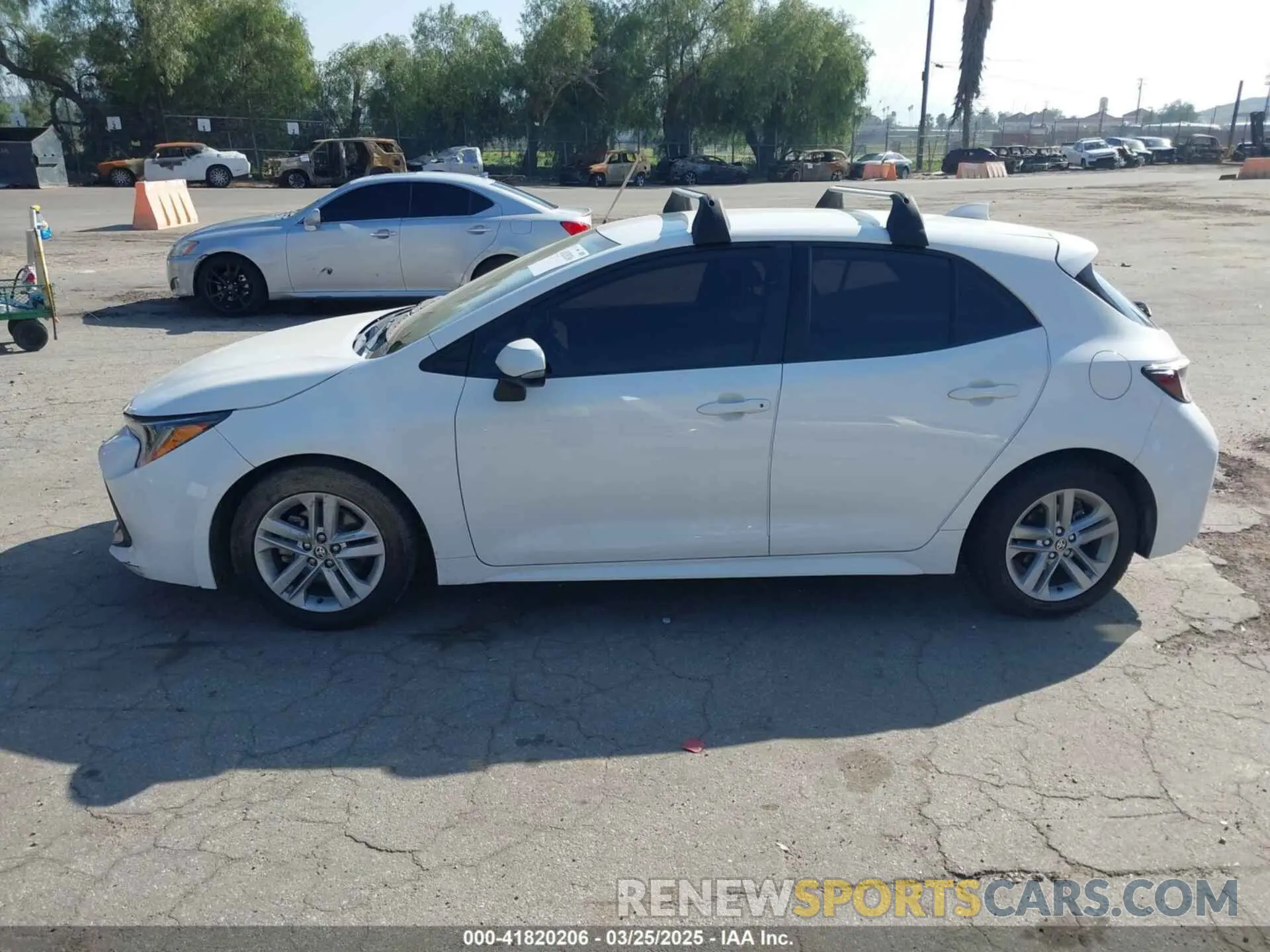 14 Photograph of a damaged car JTND4MBE3N3188178 TOYOTA COROLLA 2022