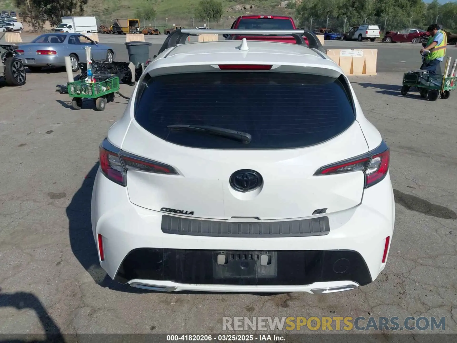 16 Photograph of a damaged car JTND4MBE3N3188178 TOYOTA COROLLA 2022