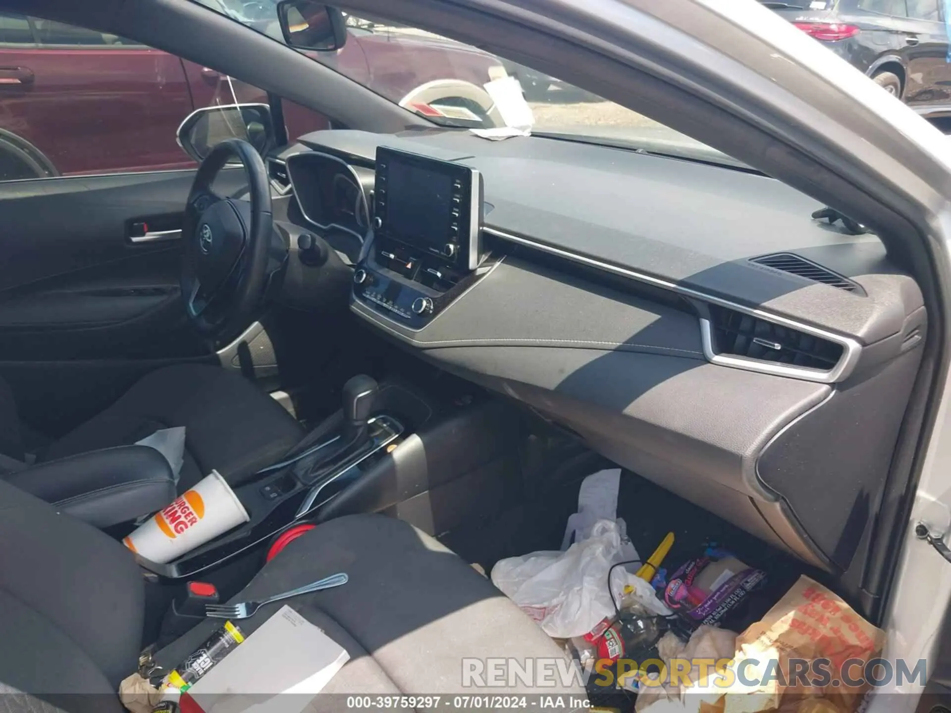 5 Photograph of a damaged car JTND4MBE7N3187728 TOYOTA COROLLA 2022
