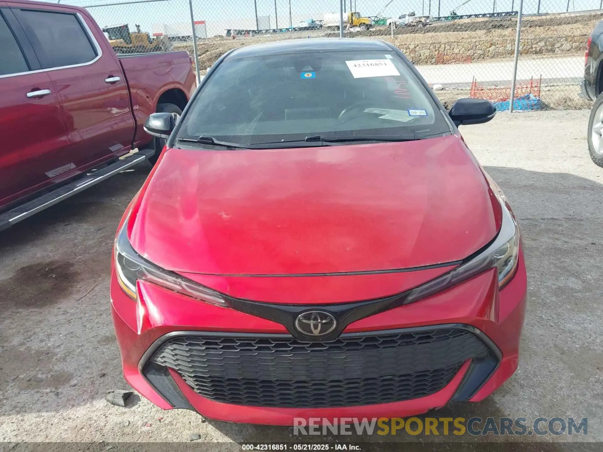 12 Photograph of a damaged car JTND4MBE8N3187270 TOYOTA COROLLA 2022