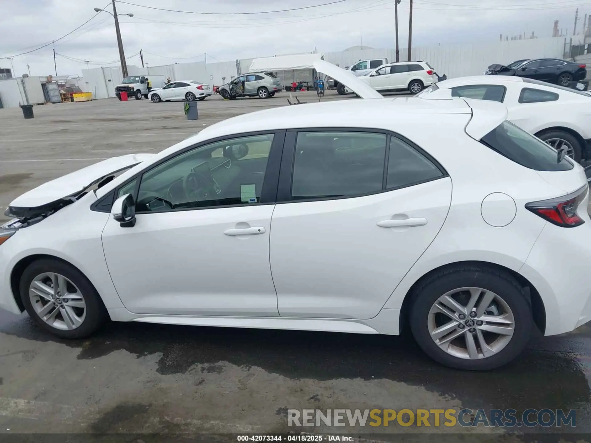 14 Photograph of a damaged car JTND4MBE9N3183065 TOYOTA COROLLA 2022