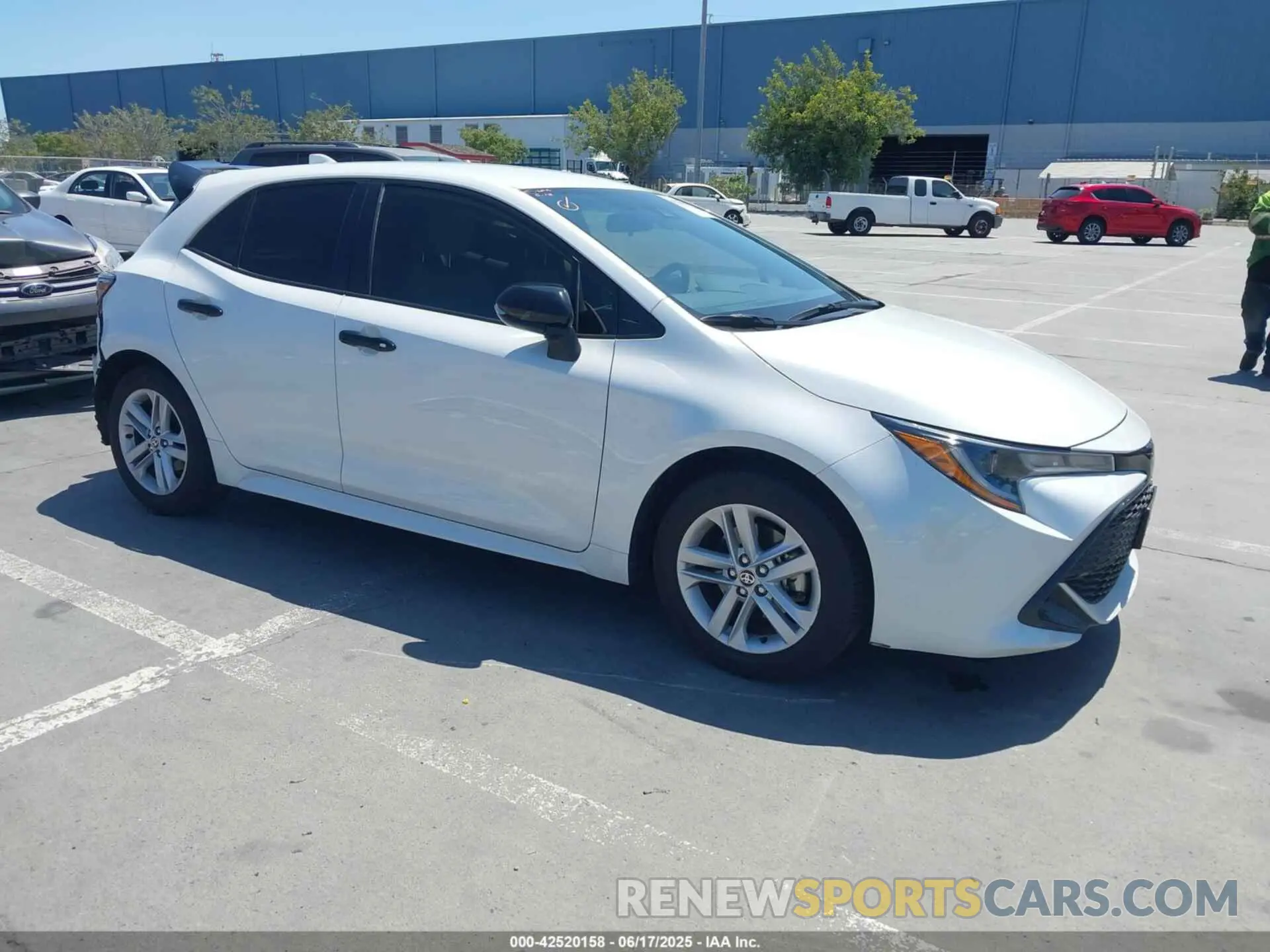 1 Photograph of a damaged car JTND4MBE9N3186581 TOYOTA COROLLA 2022