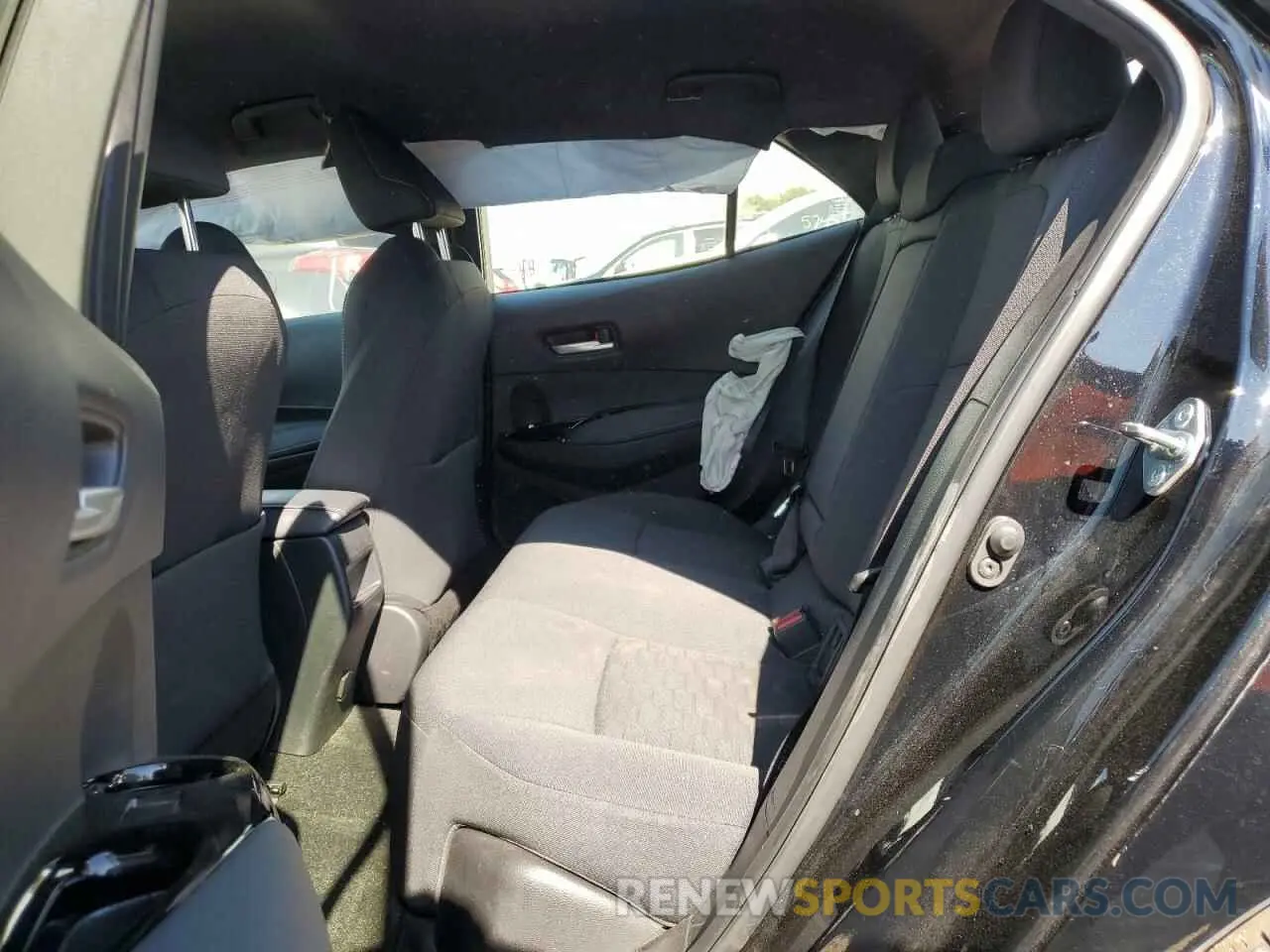 11 Photograph of a damaged car JTND4MBEXN3163326 TOYOTA COROLLA 2022